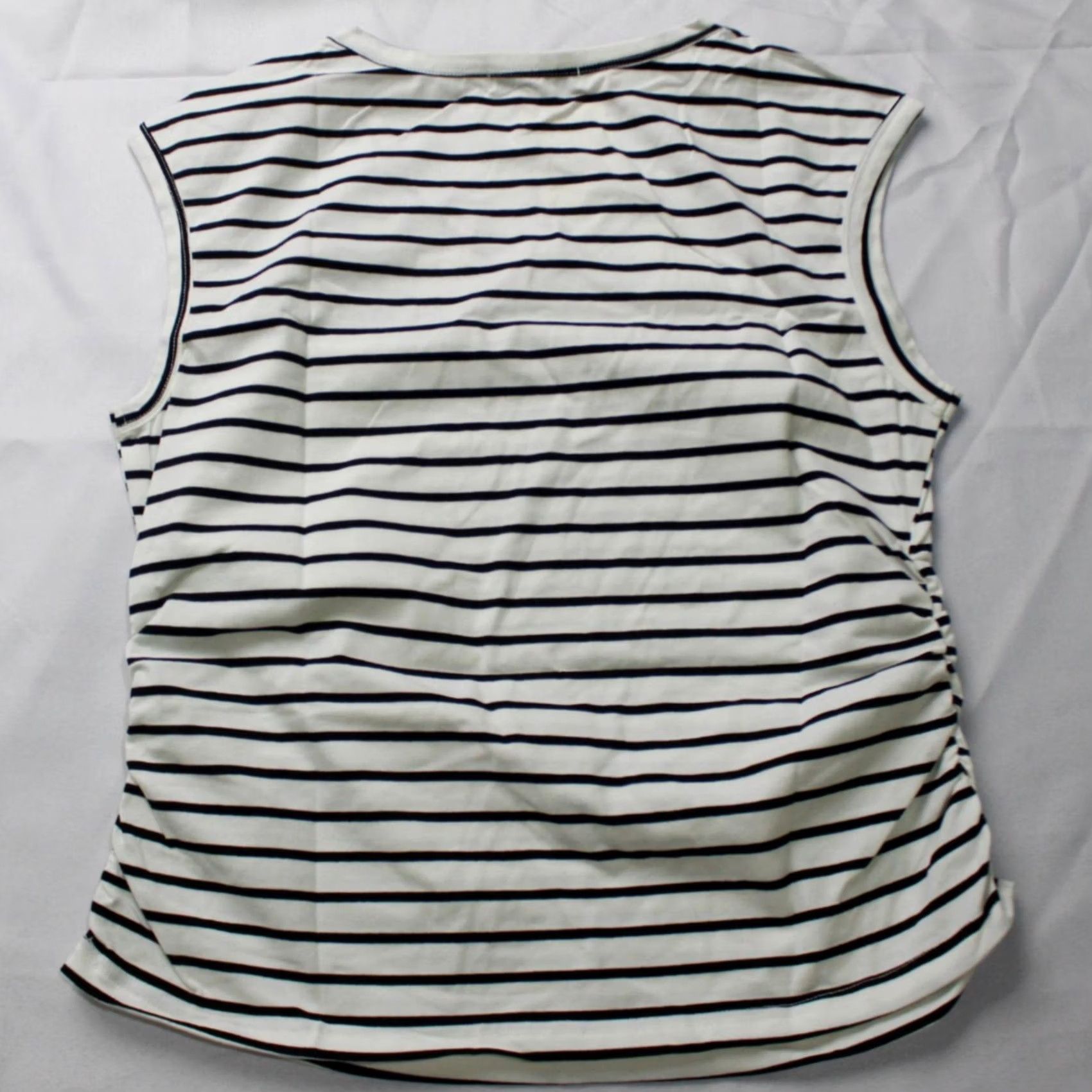 Vintage Cupshe Women's Saturday Plans V-Neck Striped Tank Top EH6 White Medium NWT Size M / US 6-8 / IT 42-44 - 3 Thumbnail