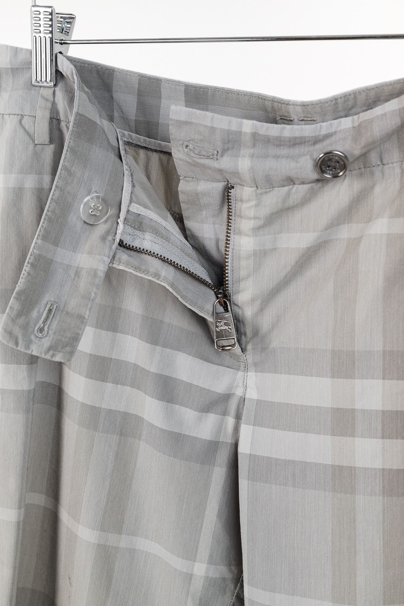 Burberry Burberry Slim City Grey Check Bermuda Shorts Size 34" / US 12 / IT 48 - 9 Thumbnail
