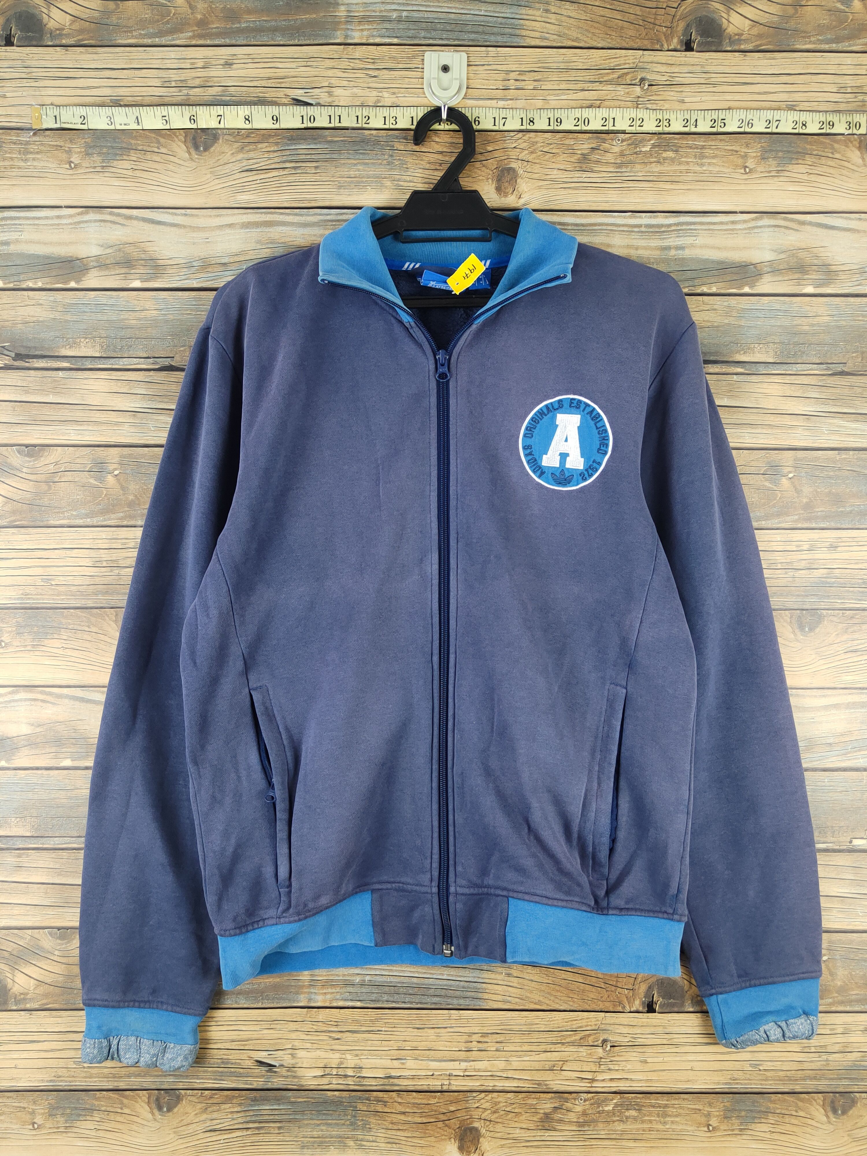 Adidas DL Adidas vintage Blue Faded Sweaters #1971 Size US L / EU 52-54 / 3 - 1 Thumbnail