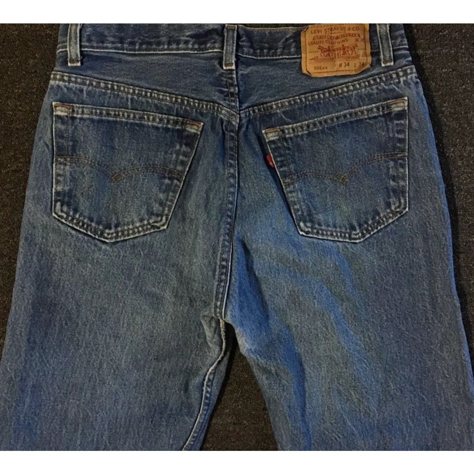 Levi's VINTAGE Levi's 501XX Jeans Men 32 Blue Distressed Button Fly 90s Grunge Punk USA Dark Denim Straight 31 Inseam Size US 32 / EU 48 - 5 Thumbnail