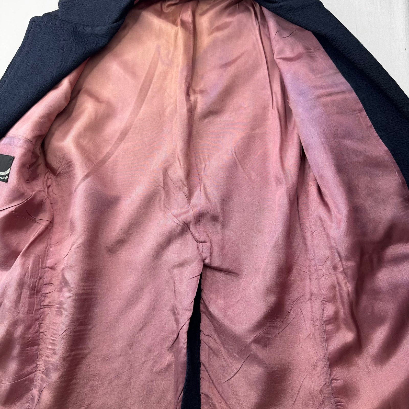 Vintage Vintage 1960s Mens med Navy Blazer Pink Lining Unstructured Size US M / EU 48-50 / 2 - 10 Thumbnail