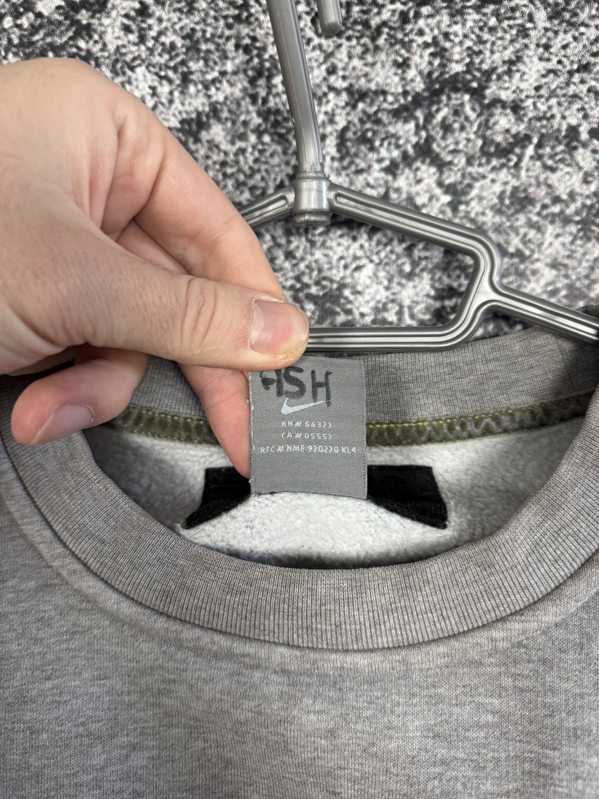 Nike Vintage Nike Air Embroidered Logo Sweatshirt Retro Size M Size US M / EU 48-50 / 2 - 8 Thumbnail