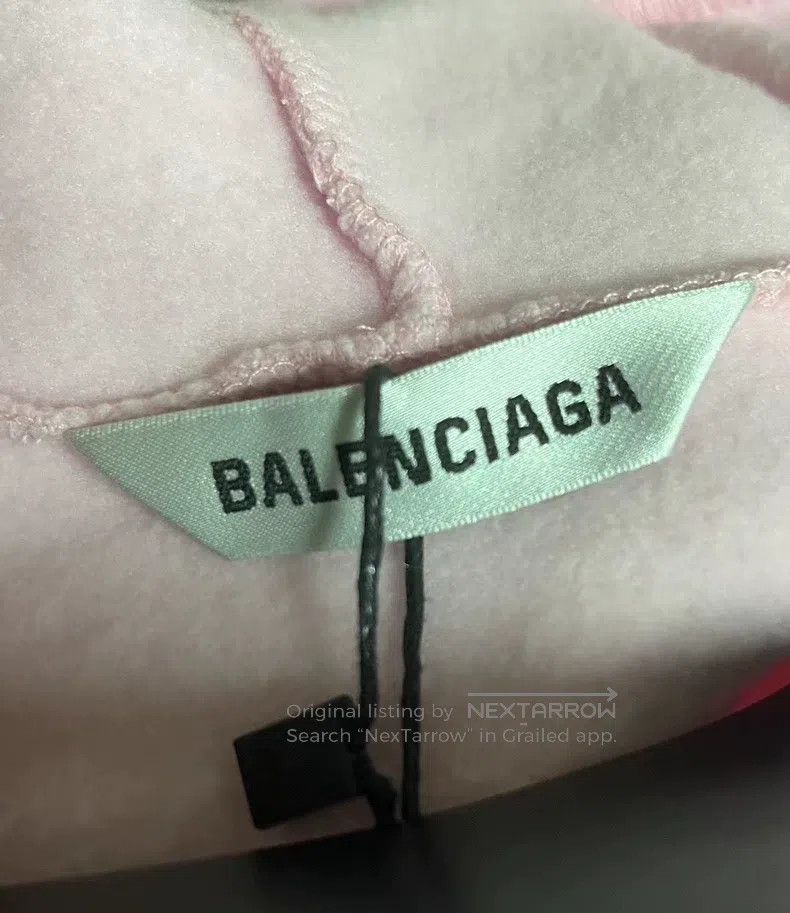 Balenciaga Balenciaga Pink seven languages hooded sweatshirt, size S Size US S / EU 44-46 / 1 - 3 Thumbnail