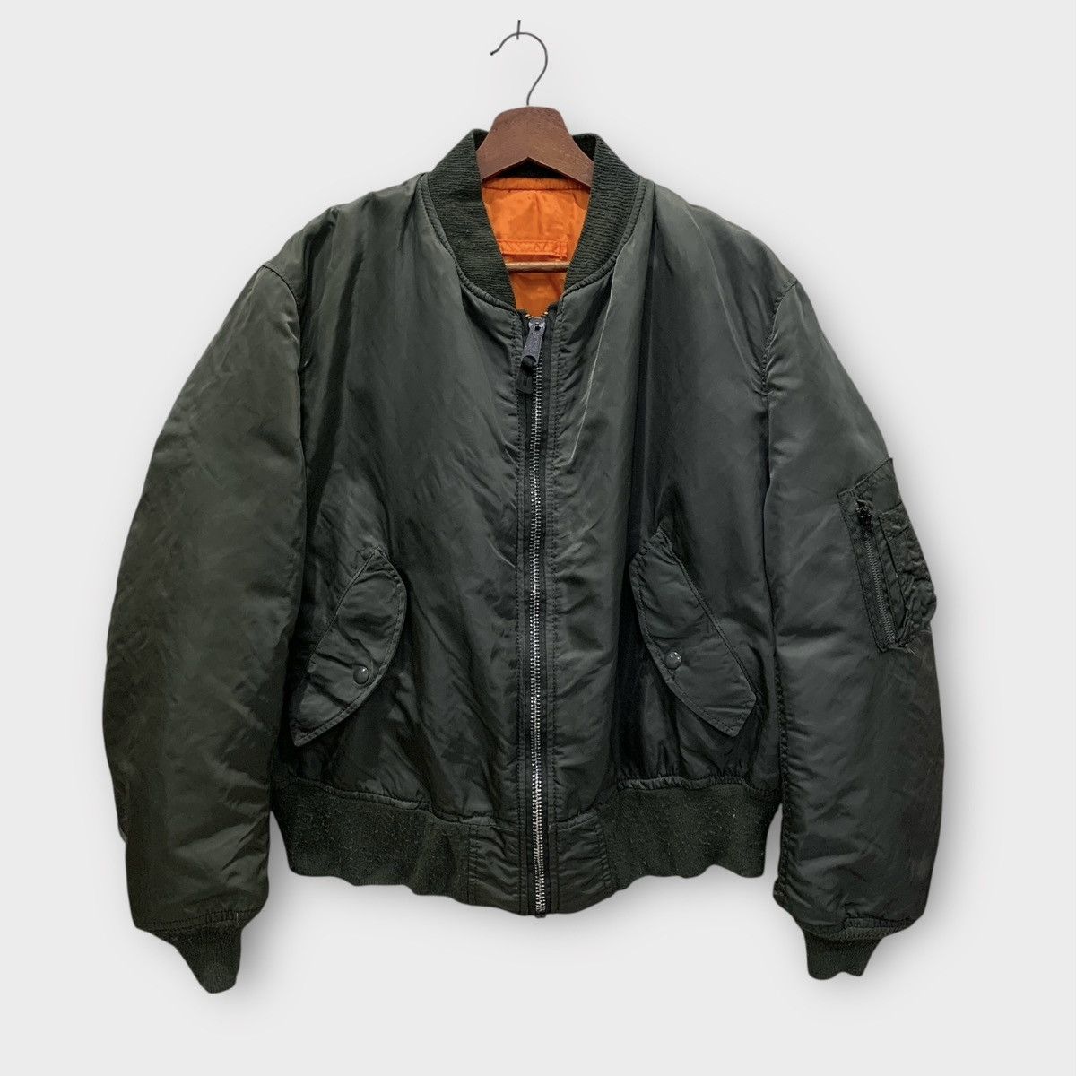Alpha Industries VINTAGE USAF MA 1 FLIGHT BOMBER JACKET REVERSIBLE MILITARY Size US M / EU 48-50 / 2 - 1 Thumbnail
