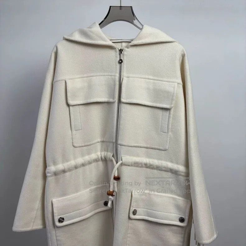 Hermes Hermes White Fringe Cashmere Coat. Size US XS / EU 42 / 0 - 6 Thumbnail