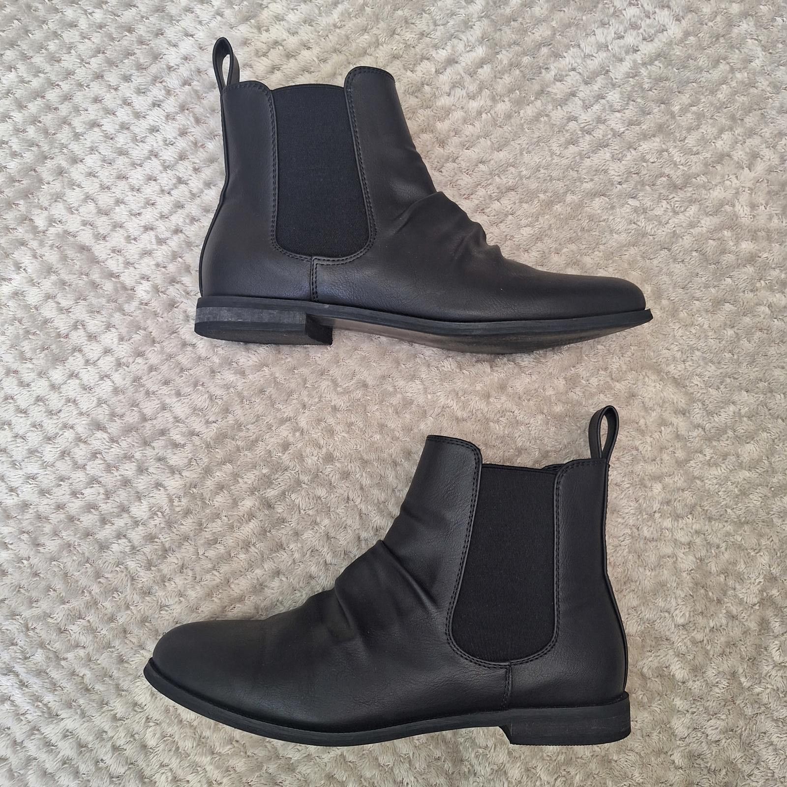 Better With Age BETTS Emmet Black Flat Ankle Boots women size US/AU 6 Size US 7 / IT 37 - 1 Thumbnail