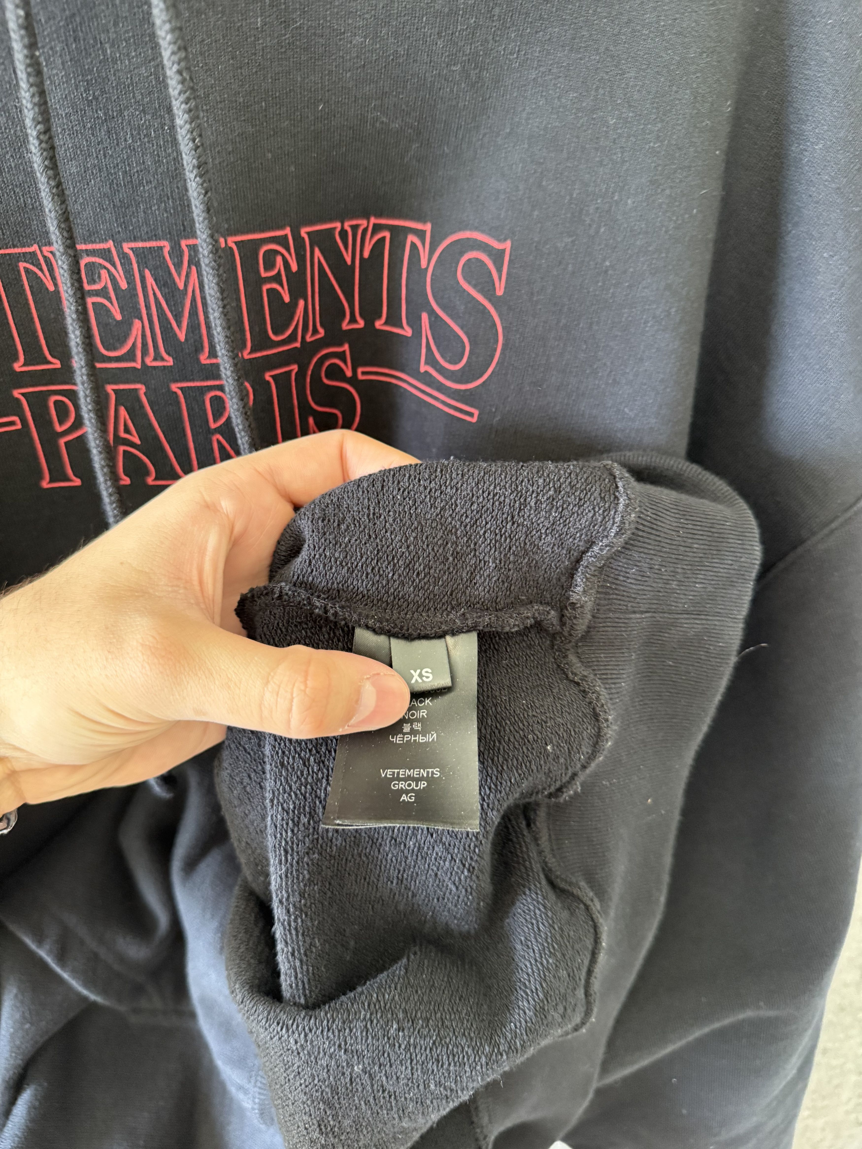 Vetements Vetements stranger things Paris logo hoodie Size US XS / EU 42 / 0 - 5 Thumbnail