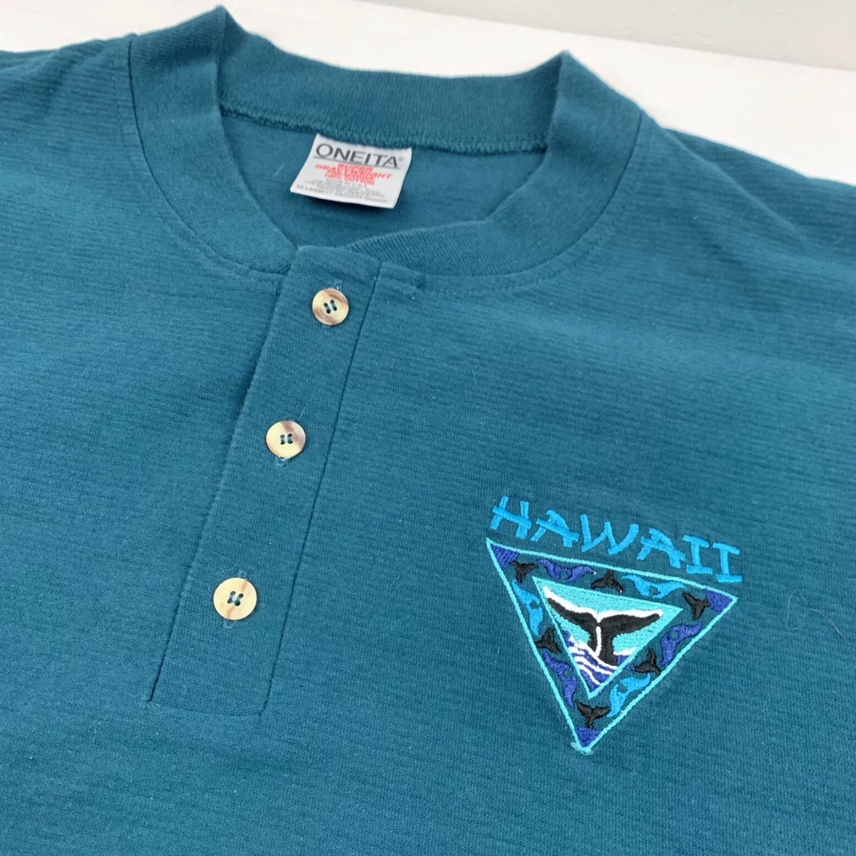 Vintage VINTAGE Oneita Hawaii T Shirt Adult 2XL Blue Henley Neck Embroidered Whales Logo Ocean Mens Size US XXL / EU 58 / 5 - 2 Thumbnail