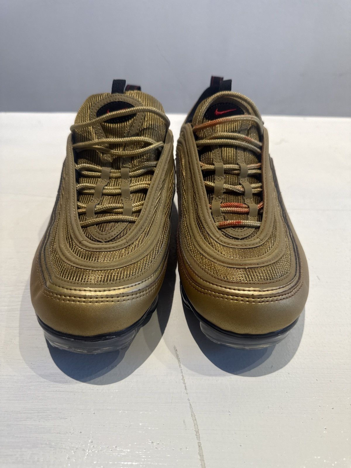 Nike Nike - 2018 Air Vapormax 97 Metallic Gold Size US 11 / EU 44 - 6 Thumbnail