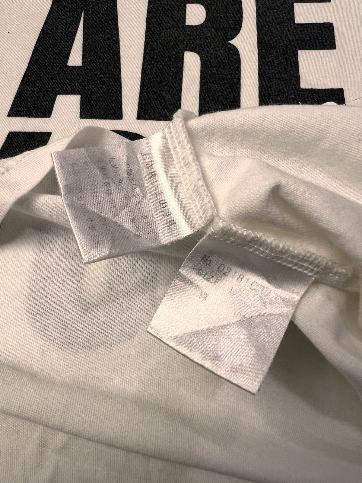 Hysteric Glamour Distressed Hysteric Glamour “Who Are You?” Tshirt Size US L / EU 52-54 / 3 - 5 Thumbnail