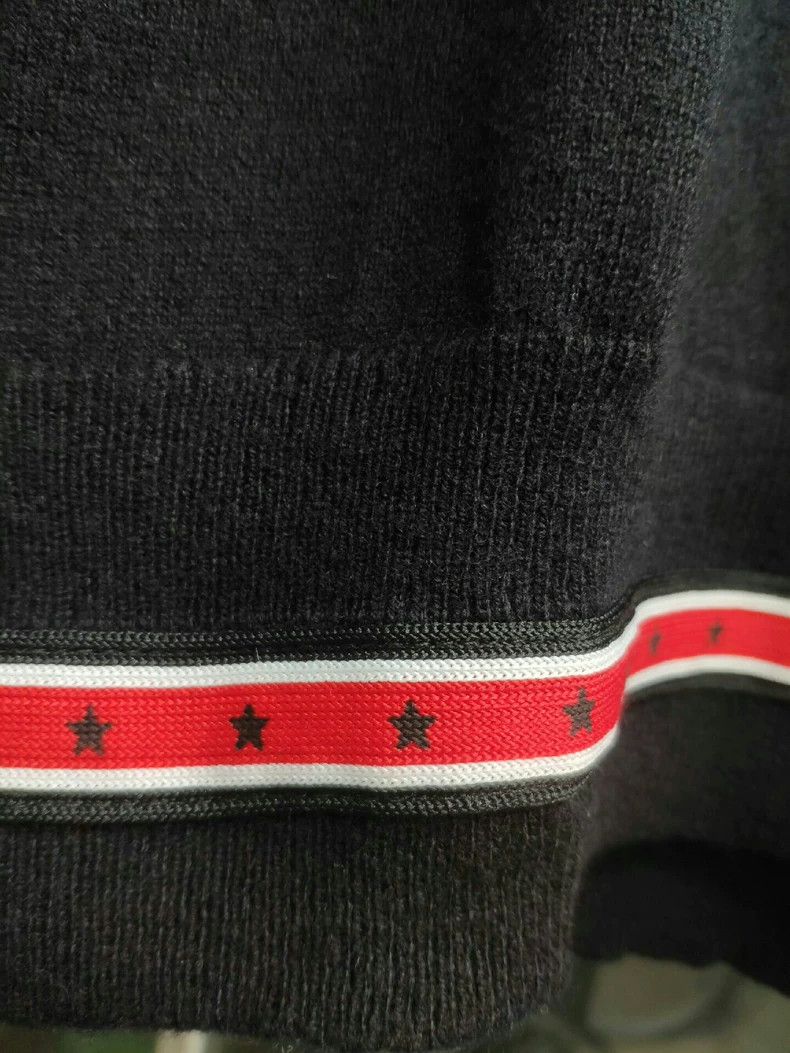 Givenchy Givenchy Autumn and winter new men's round neck wool sweat Size US L / EU 52-54 / 3 - 3 Thumbnail