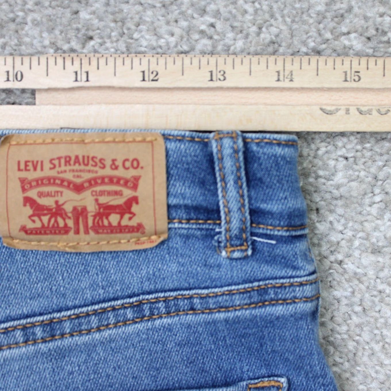 Levi's Levi’s Jeans Womens 16 Blue 726 Flare Leg 5-Pocket Cotton Blend Stretch Denim Size 38" / US 16 / IT 52 - 7 Thumbnail