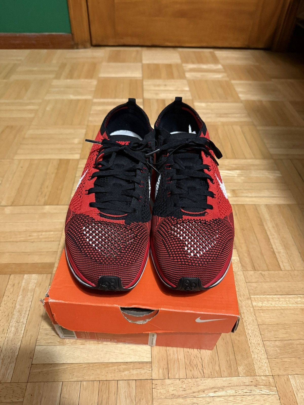 Nike Nike Flyknit Racer University Red 2013 Size US 10.5 / EU 43-44 - 2 Thumbnail