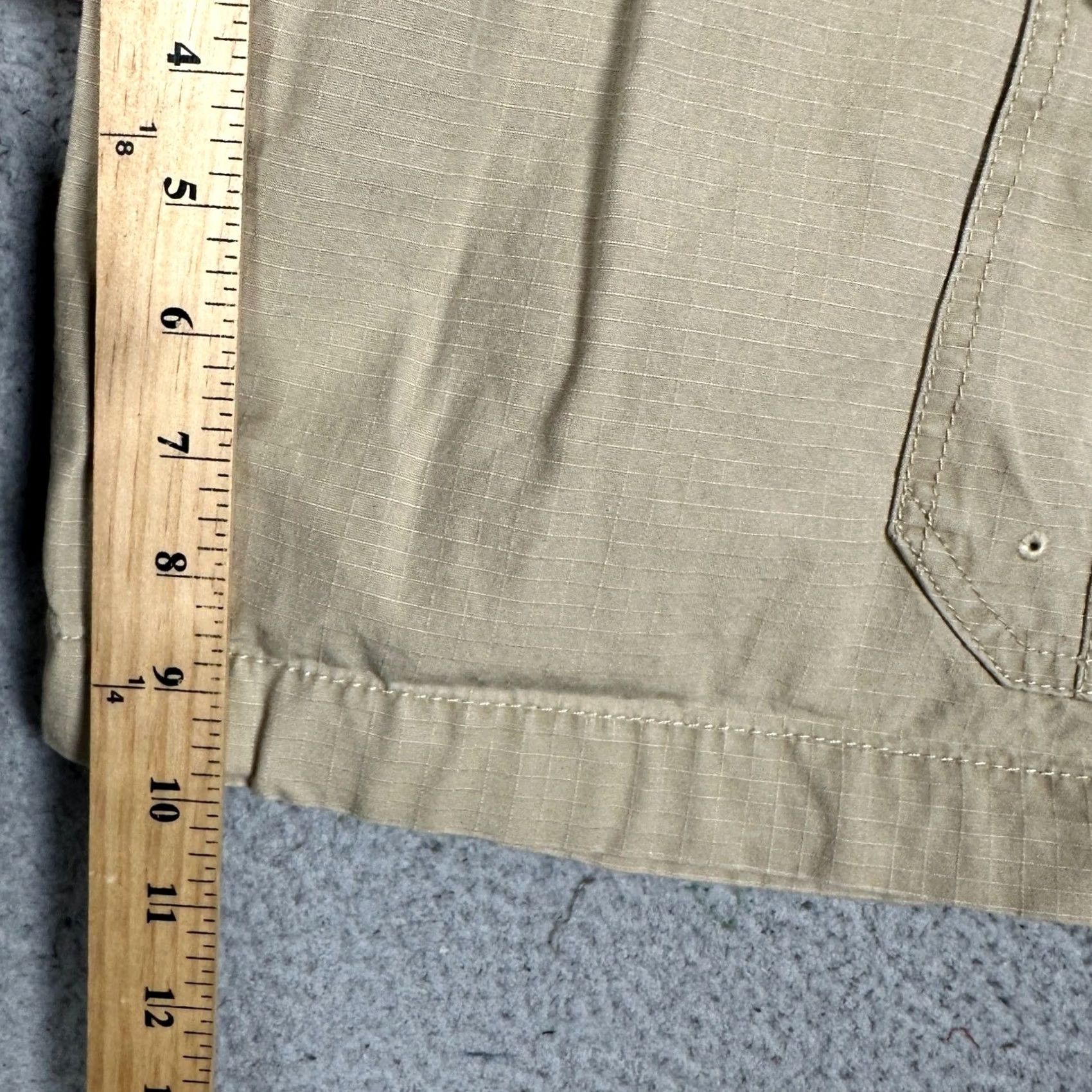 Eddie Bauer Eddie Bauer Cargo Shorts Men 32 Tan Ripstop Cargo Pocket Hiking Outdoor Size US 34 / EU 50 - 7 Thumbnail
