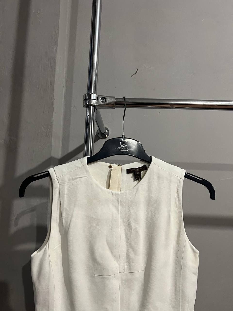 Louis Vuitton LOUIS VUITTON PARIS MARC JACOBS ERA ELEGANT SILK DRESS SZ 38 Size XS / US 0-2 / IT 36-38 - 6 Thumbnail