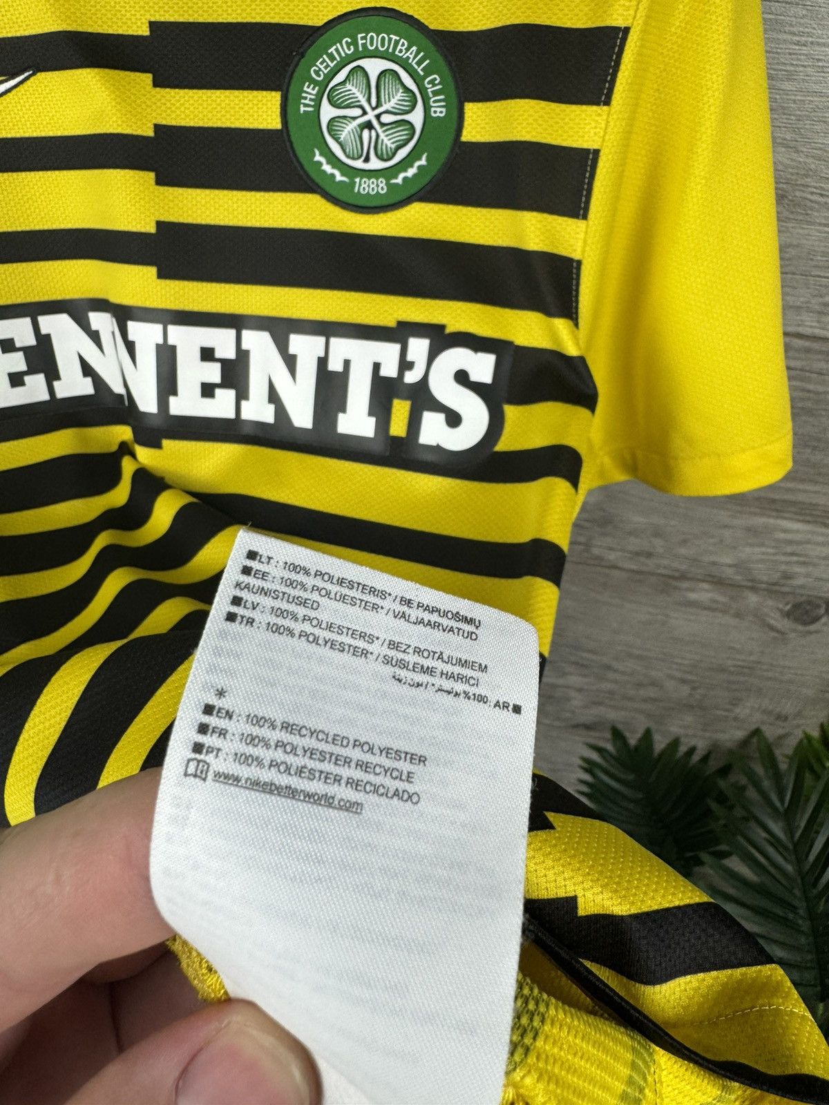 Nike × Vintage CELTIC Vintage NIKE Shirt 2011/12 Scottish FOOTBALL Size S Size US S / EU 44-46 / 1 - 10 Thumbnail