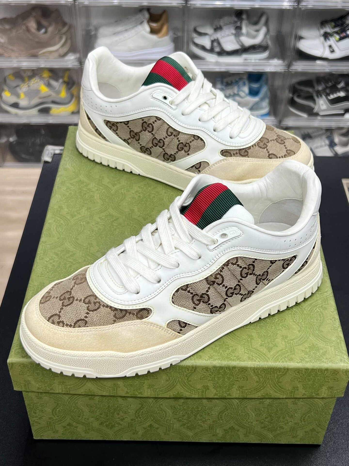 Gucci Gucci Brown Lowtop Sneakers 8 Men Size US 8 / EU 41 - 1 Thumbnail