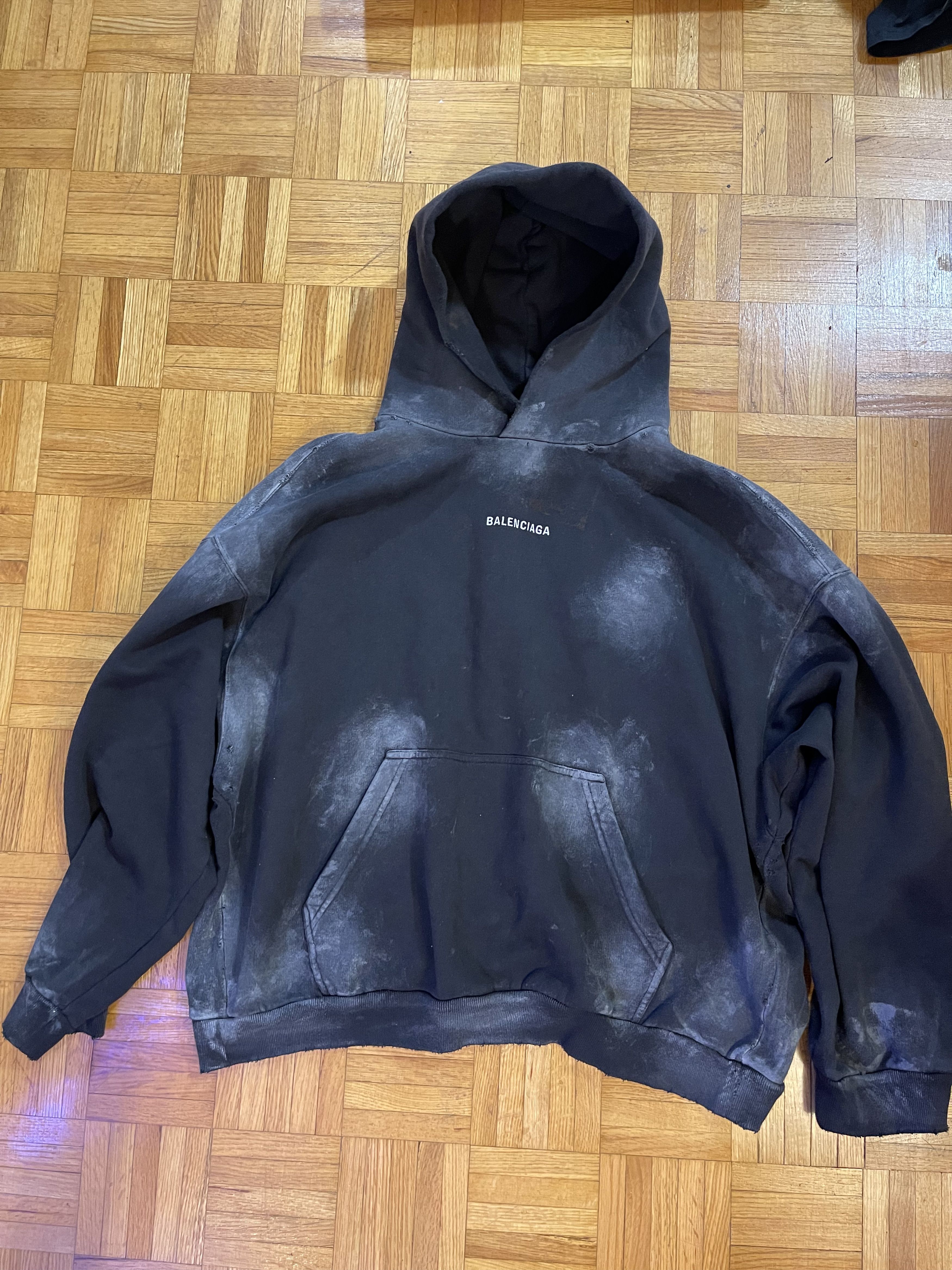 Balenciaga Balenciaga 26' Hoodie Size US XL / EU 56 / 4 - 3 Thumbnail