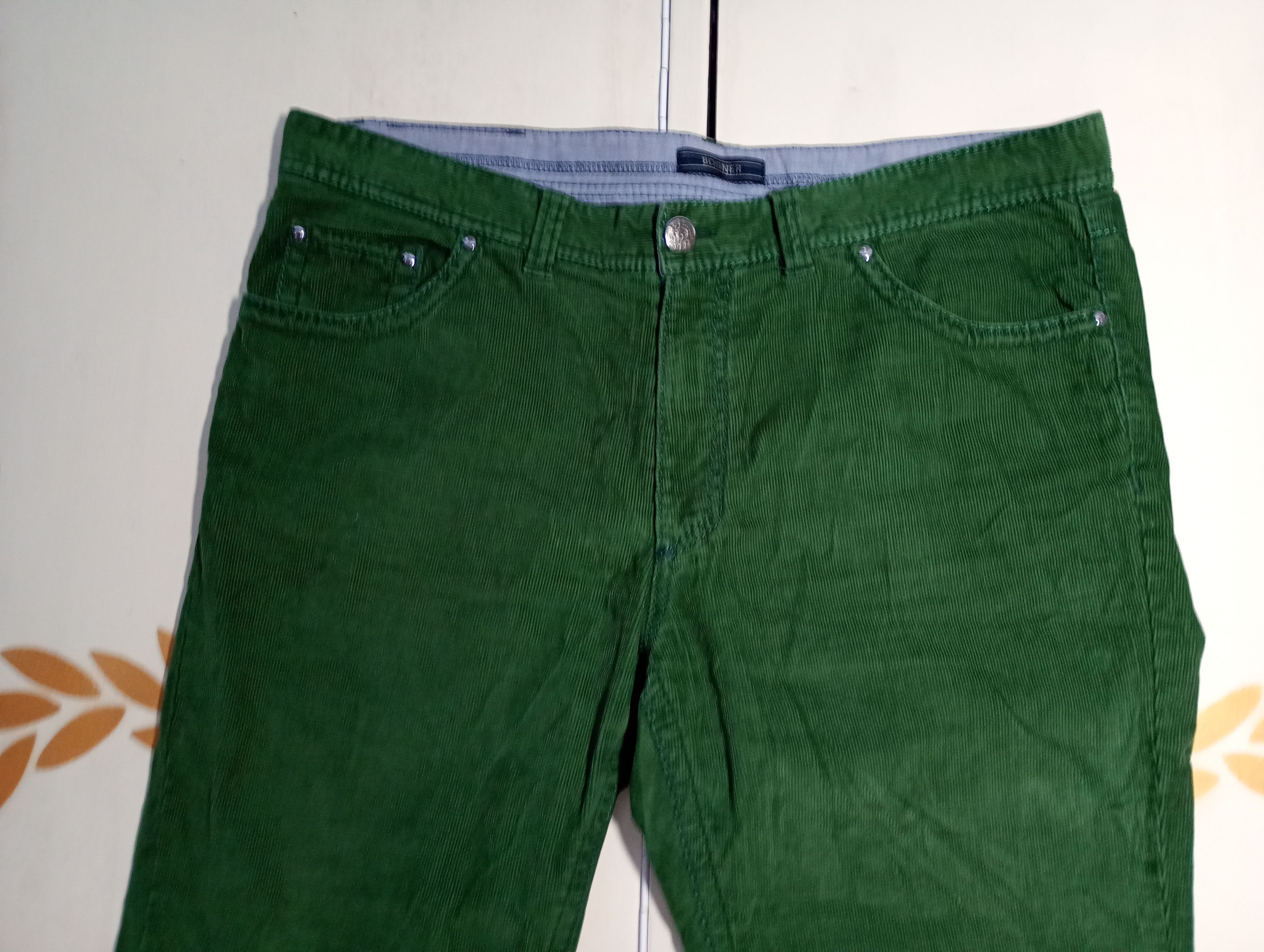 Bogner Bogner Corduroy Pants Vintage Size US 40 / EU 56 - 7 Thumbnail