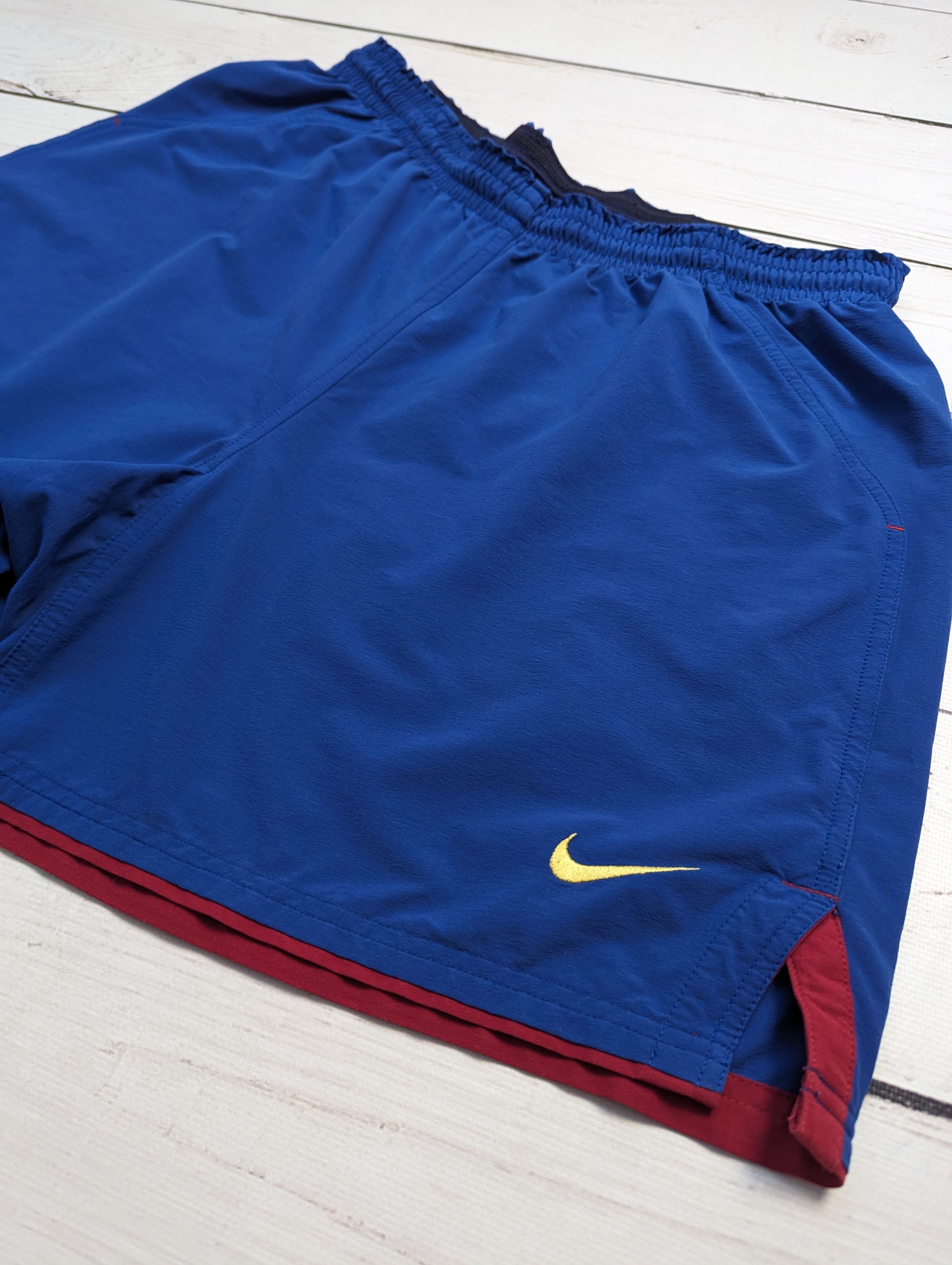 Nike Nike Team Football Club Barcelona shorts alpha FCB 2000 Size US 34 / EU 50 - 3 Thumbnail