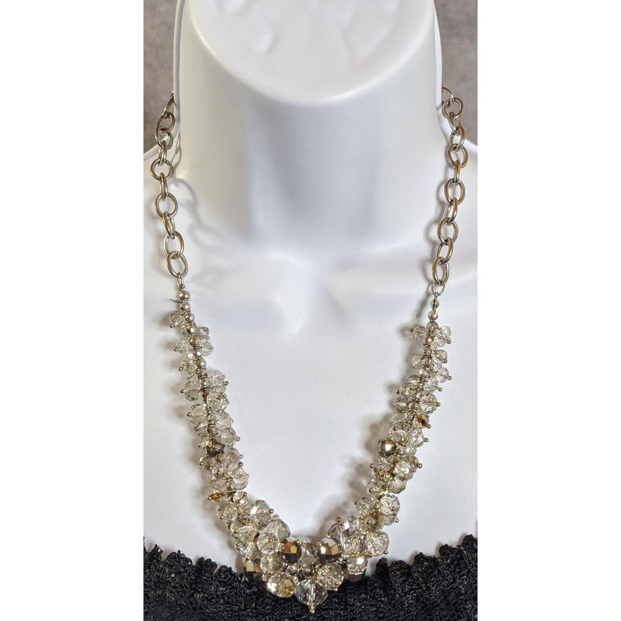 Vera Wang Elegant Glam Simply Vera Vera Wang Crystal Bead Cluster Neck Size ONE SIZE - 3 Thumbnail