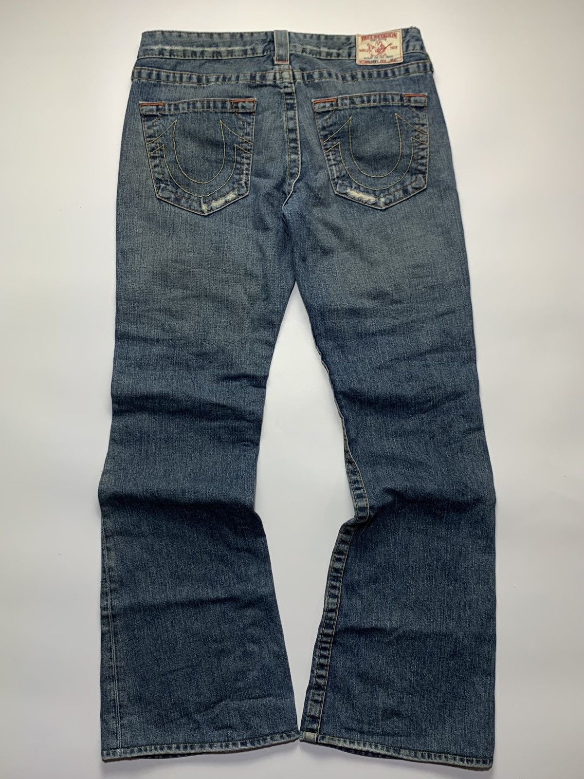 Other TRUE RELIGION FLARE DISTRESSED DENIM JEAN PANT Size US 30 / EU 46 - 2 Thumbnail