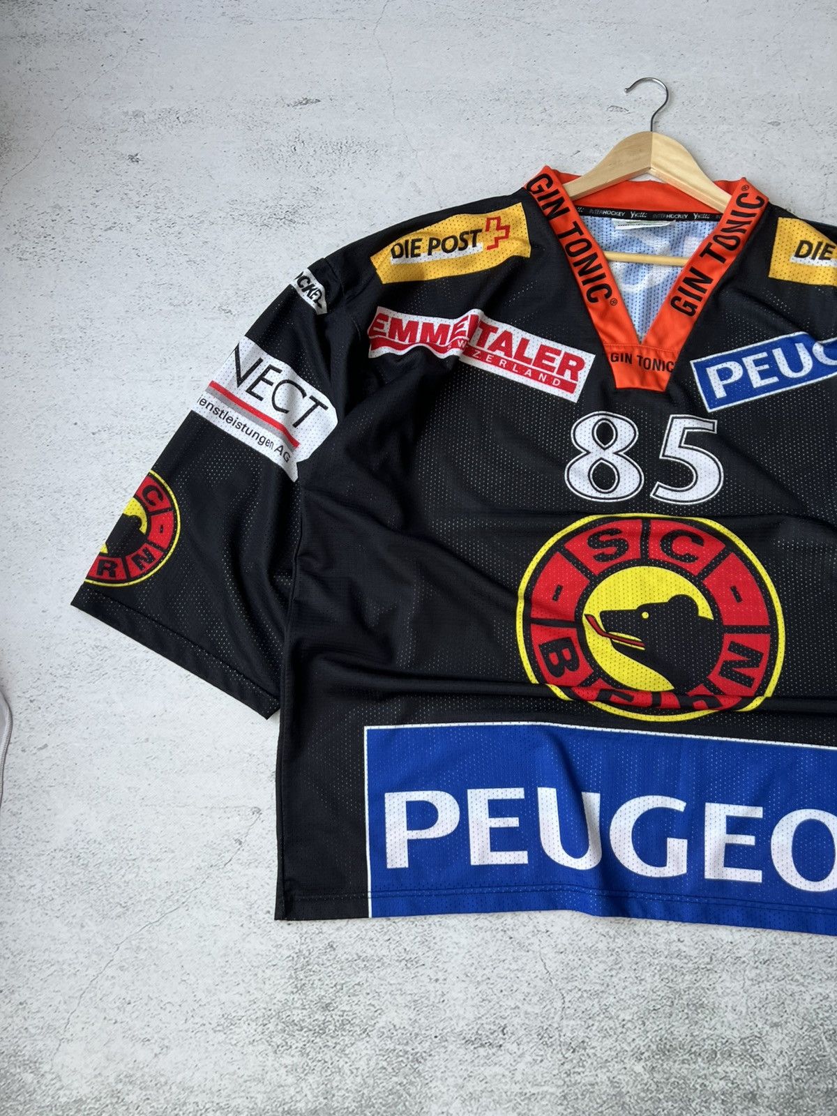 NHL Vintage 1980s SC Bern Hockey Jersey #85 – Made in Italy – XL Size US XL / EU 56 / 4 - 5 Thumbnail