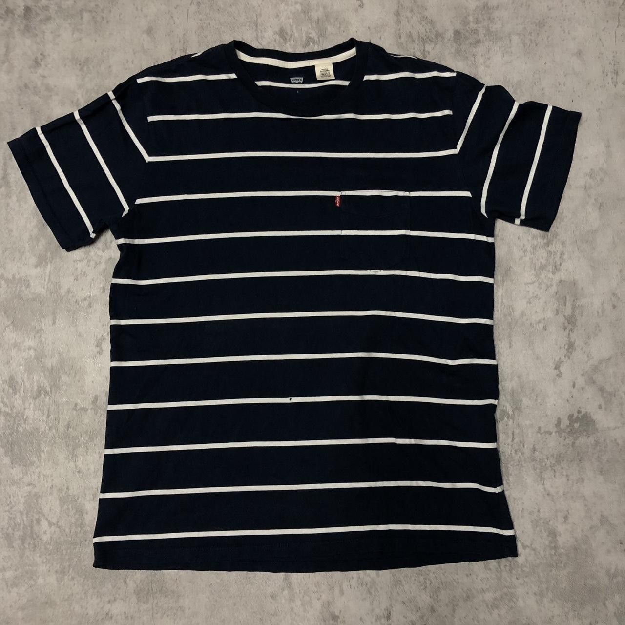 Levi's Navy and white striped Levi's T-shirt Size US L / EU 52-54 / 3 - 1 Thumbnail