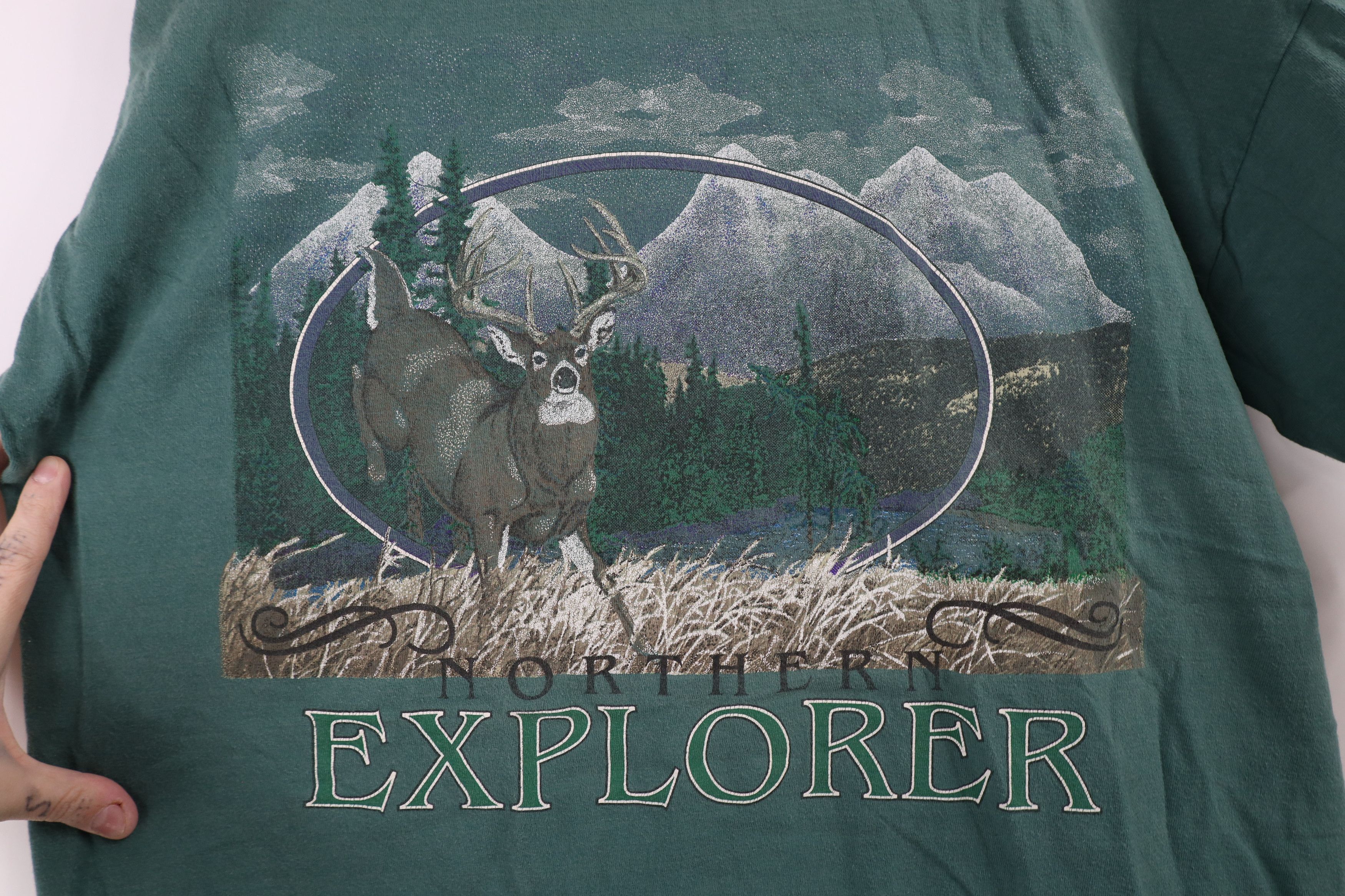 Vintage Vintage 90s Streetwear Nature Deer Buck Short Sleeve T-Shirt Size US L / EU 52-54 / 3 - 4 Thumbnail