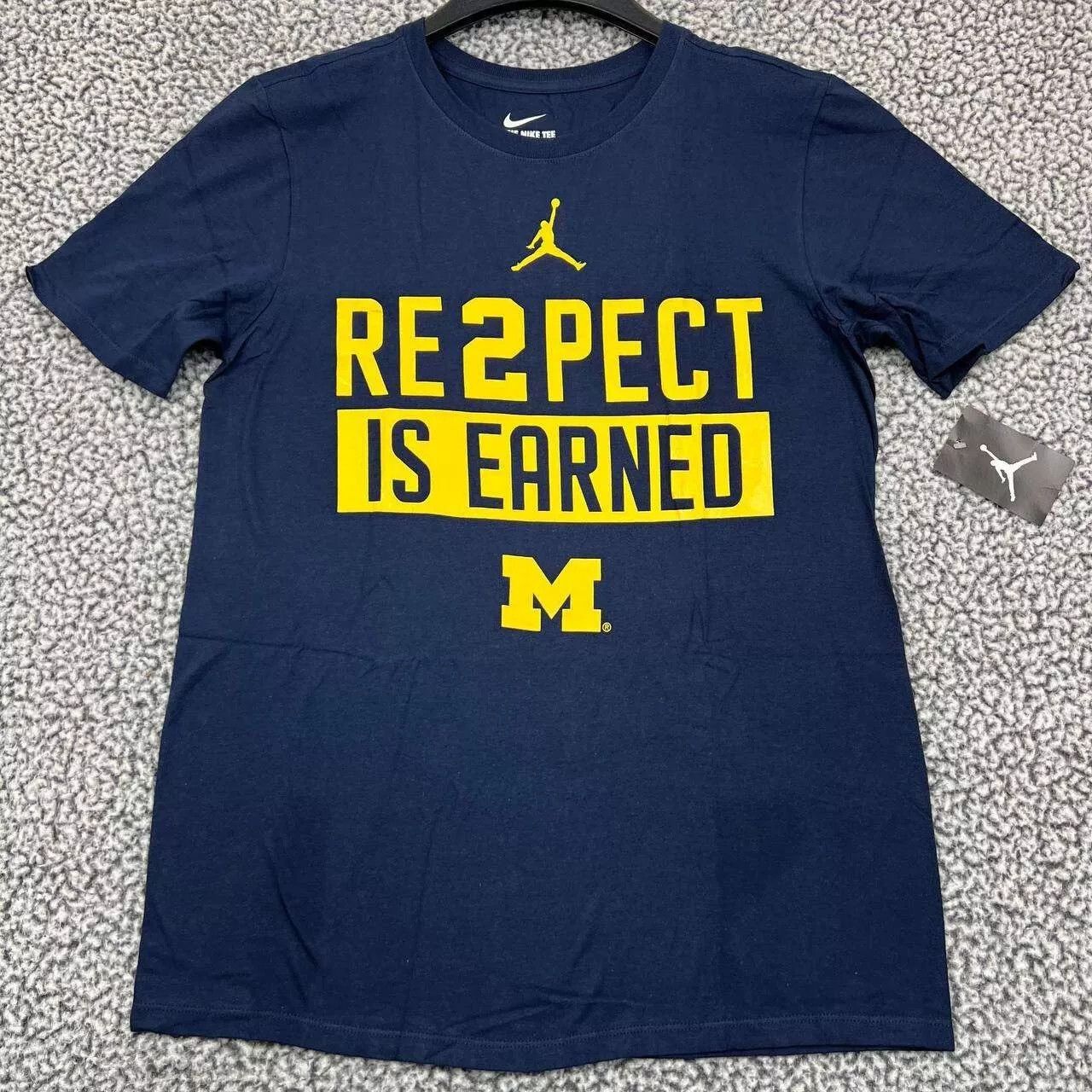 Nike Michigan Wolverines x Air Jordan Shirt Men Short Sleeve S Size US S / EU 44-46 / 1 - 1 Thumbnail