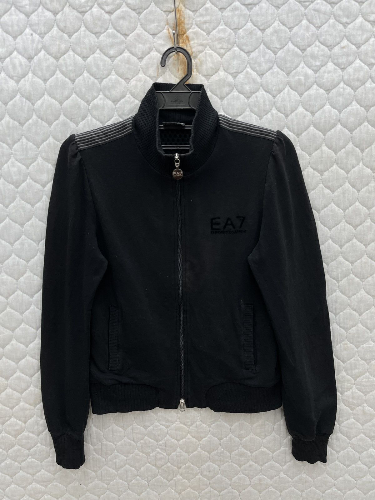 Emporio Armani 🔥🔥🔥STEALS EMPORIO ARMANI 7 SWEATER Size S / US 4 / IT 40 - 2 Thumbnail