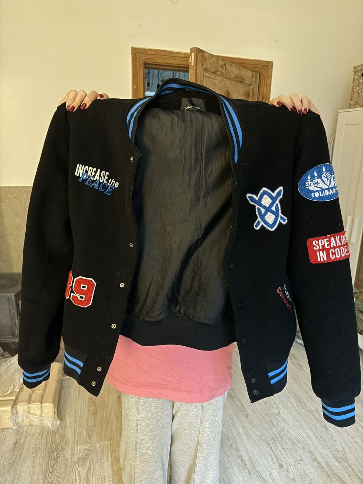Daily Paper Daily Paper Neko varsity jacket Size US L / EU 52-54 / 3 - 7 Thumbnail