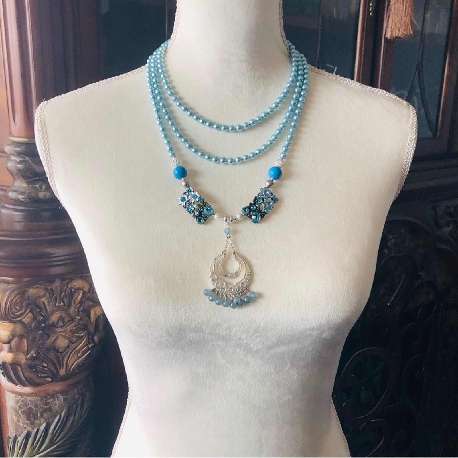 Handmade Handcrafted repurpose blue crystal Pearl necklace Size ONE SIZE - 5 Thumbnail