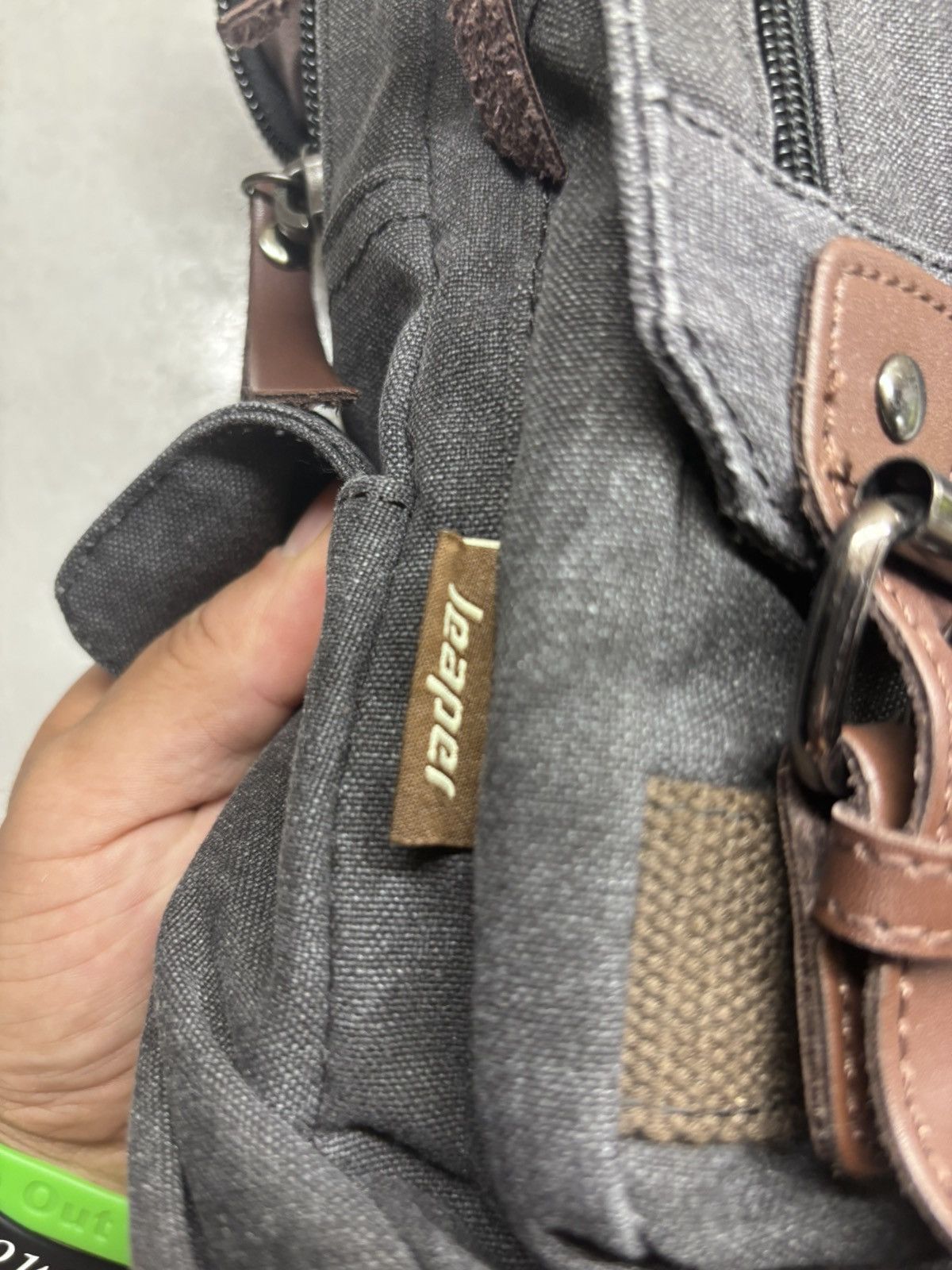 Other two in one duffle bag and backpack. Ingenious rare. Size ONE SIZE - 14 Thumbnail