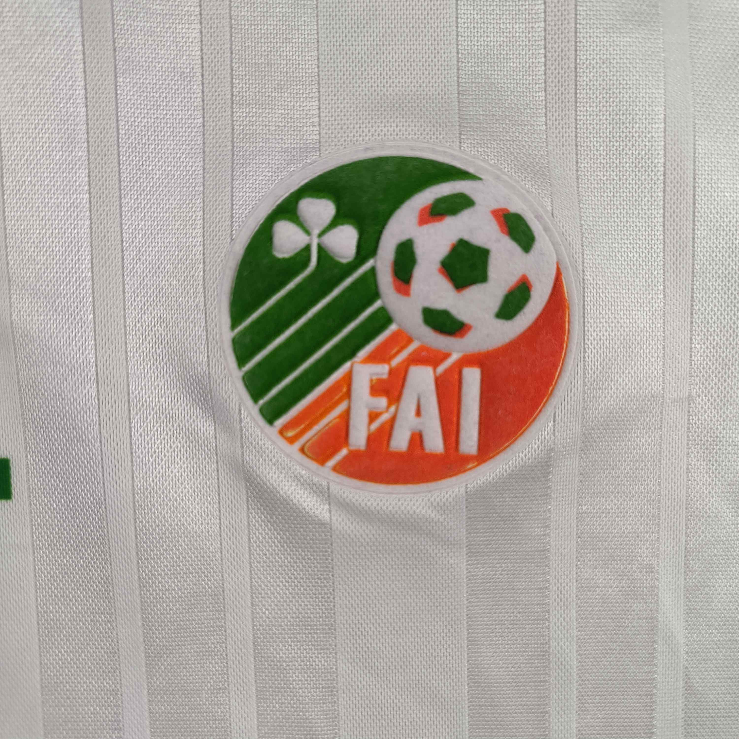 Adidas Ireland 1992-94 Adidas away football jersey shirt size L Size US L / EU 52-54 / 3 - 4 Thumbnail