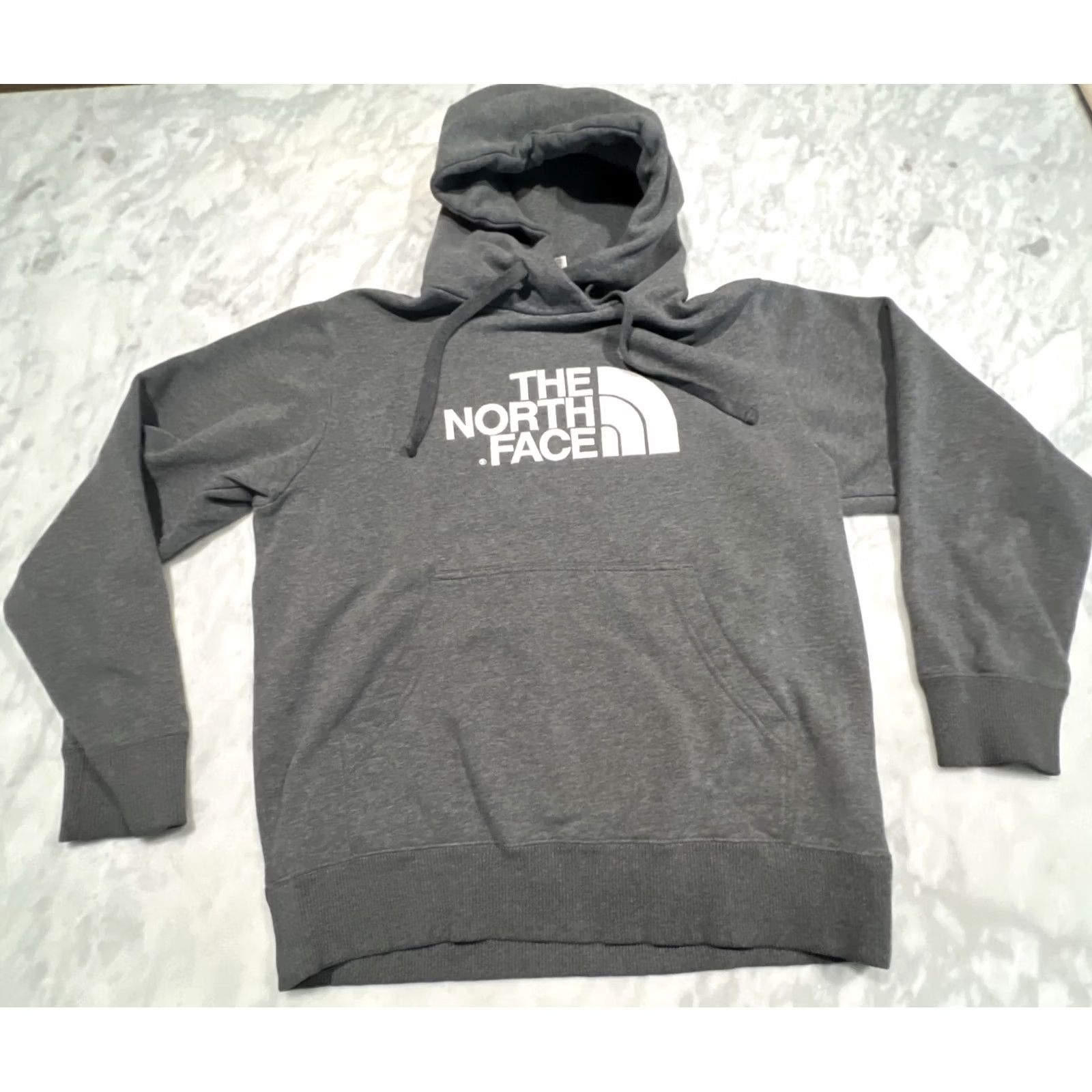 The North Face The North Face Hoodie Men Medium Gray Pullover Front Pocket Logo Sweatshirt Size US M / EU 48-50 / 2 - 3 Thumbnail