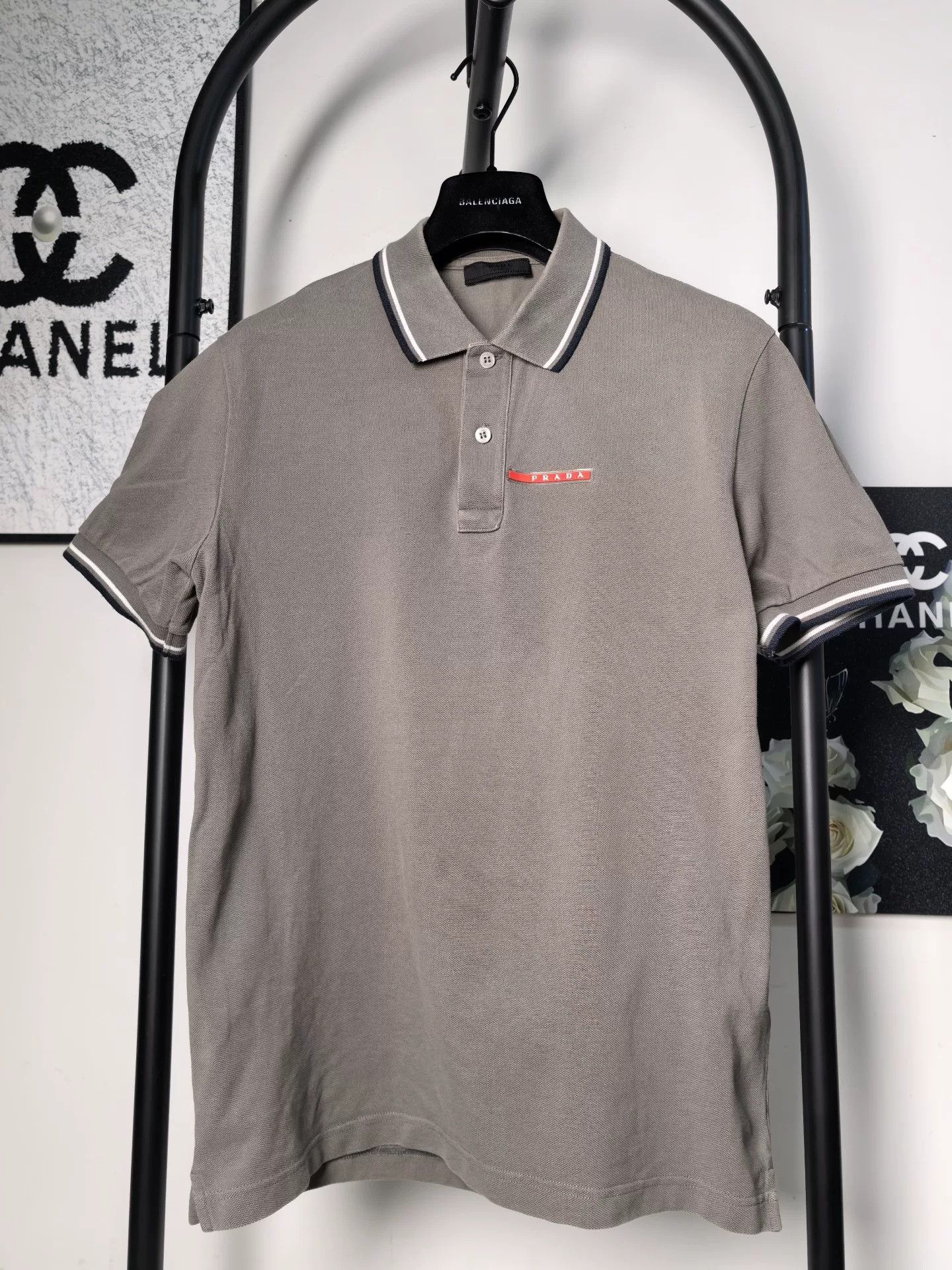 Prada Prada Retro White T-Shirt m Men Size US M / EU 48-50 / 2 - 1 Thumbnail