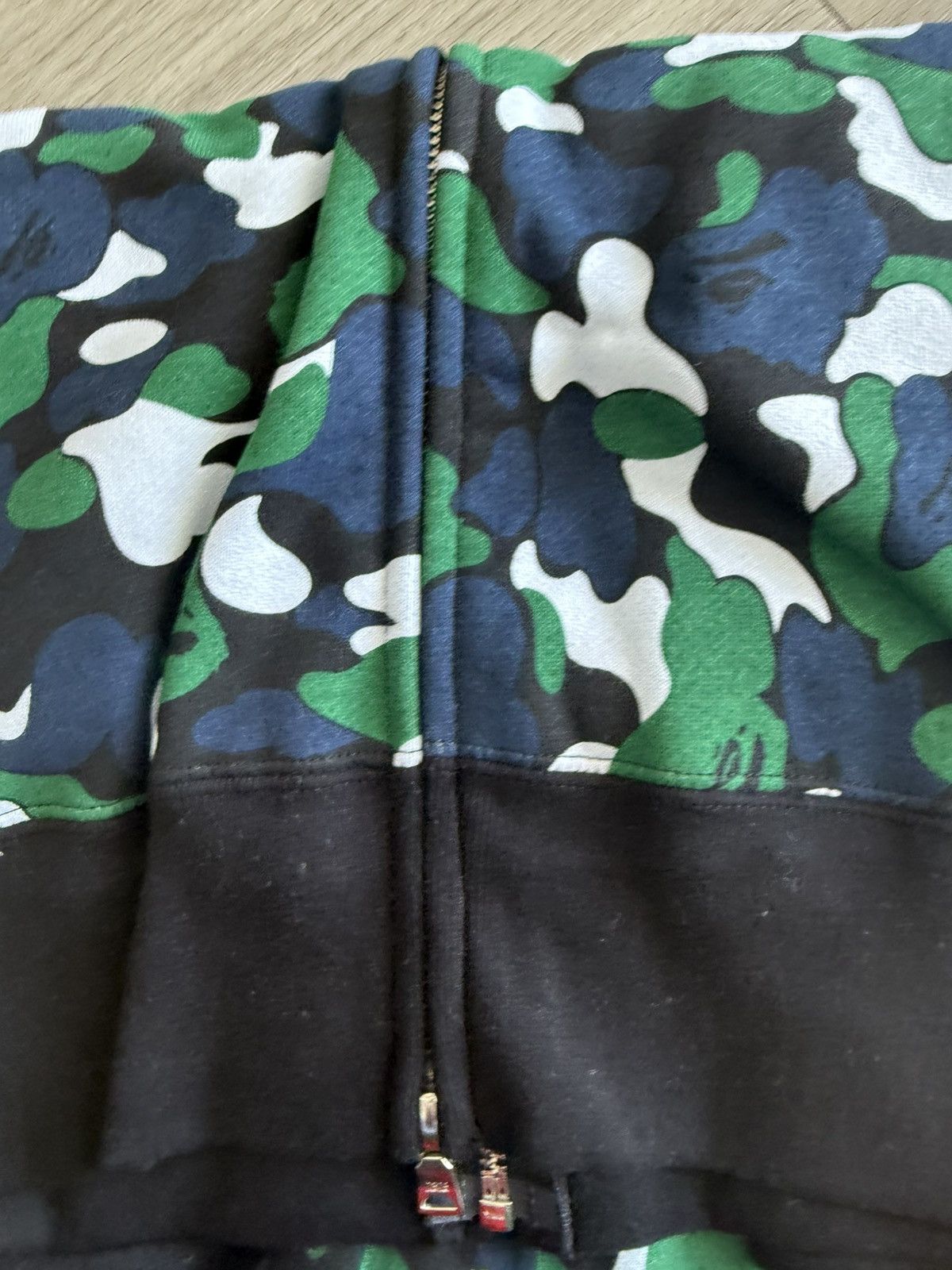 Bape Bape Isetan Shinjuku Separate shark full zip Size US XXL / EU 58 / 5 - 7 Thumbnail