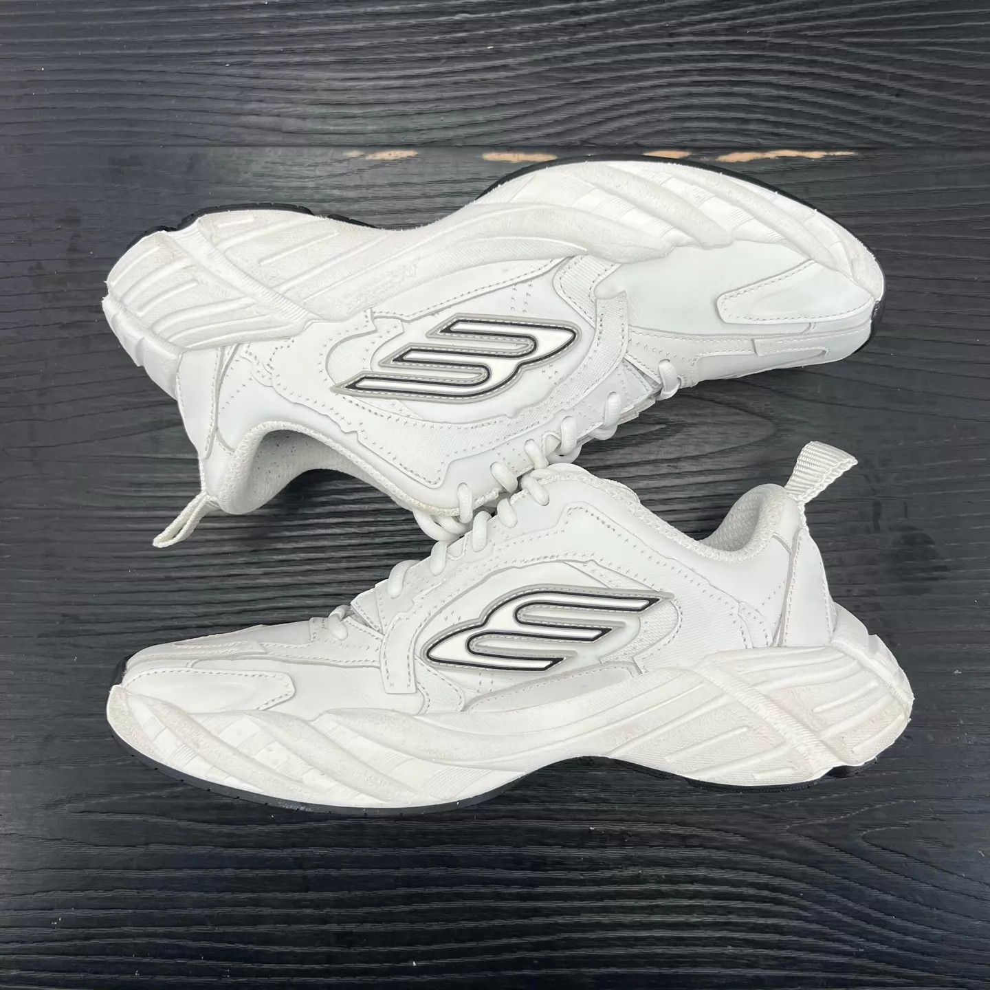 Balenciaga Balenciaga Monday White 39 Like New w/ Box & Accs Size US 9 / IT 39 - 2 Thumbnail