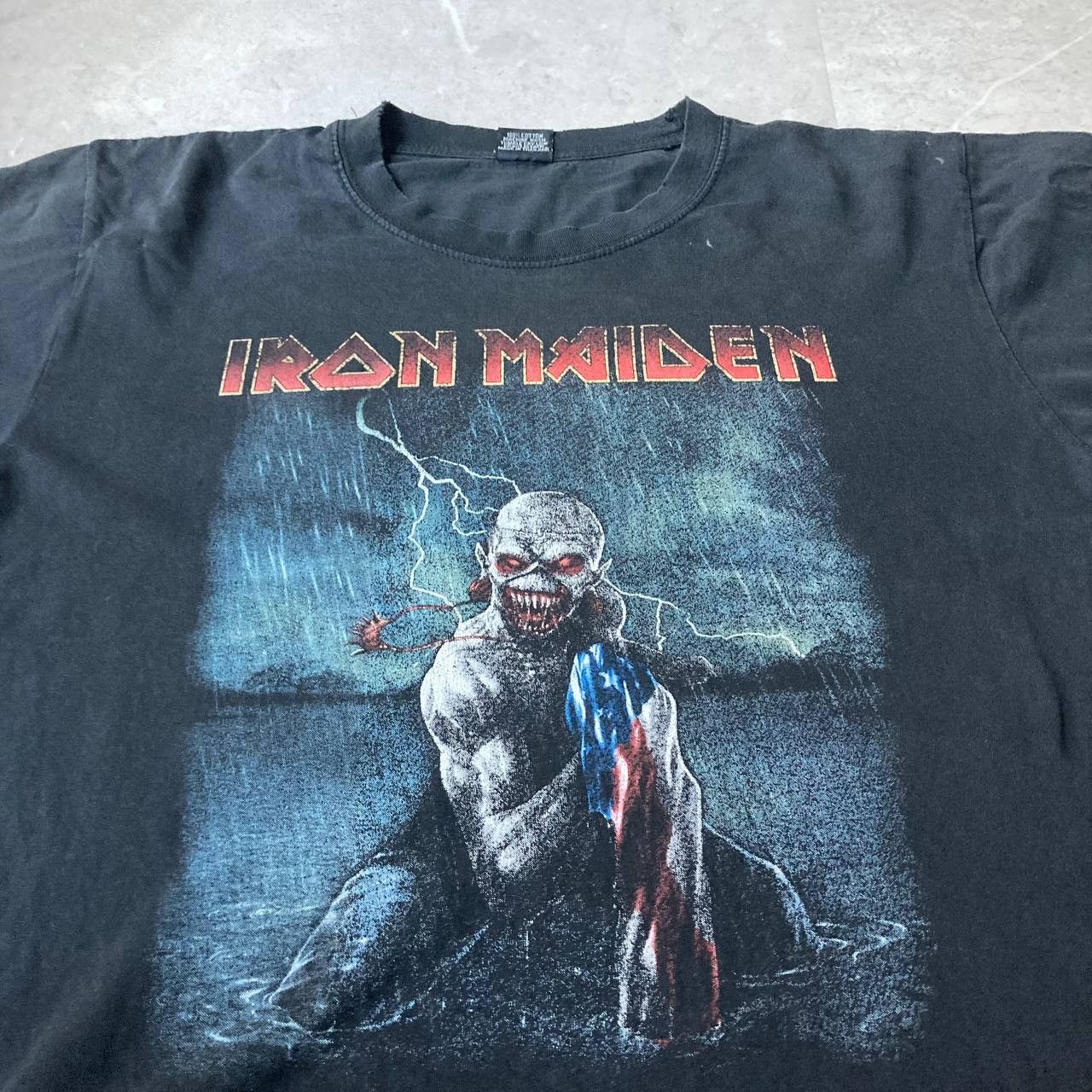 Band Tees Vintage Iron Maiden Heavy Metal Rock Band Tour Distressed Size US XL / EU 56 / 4 - 2 Thumbnail