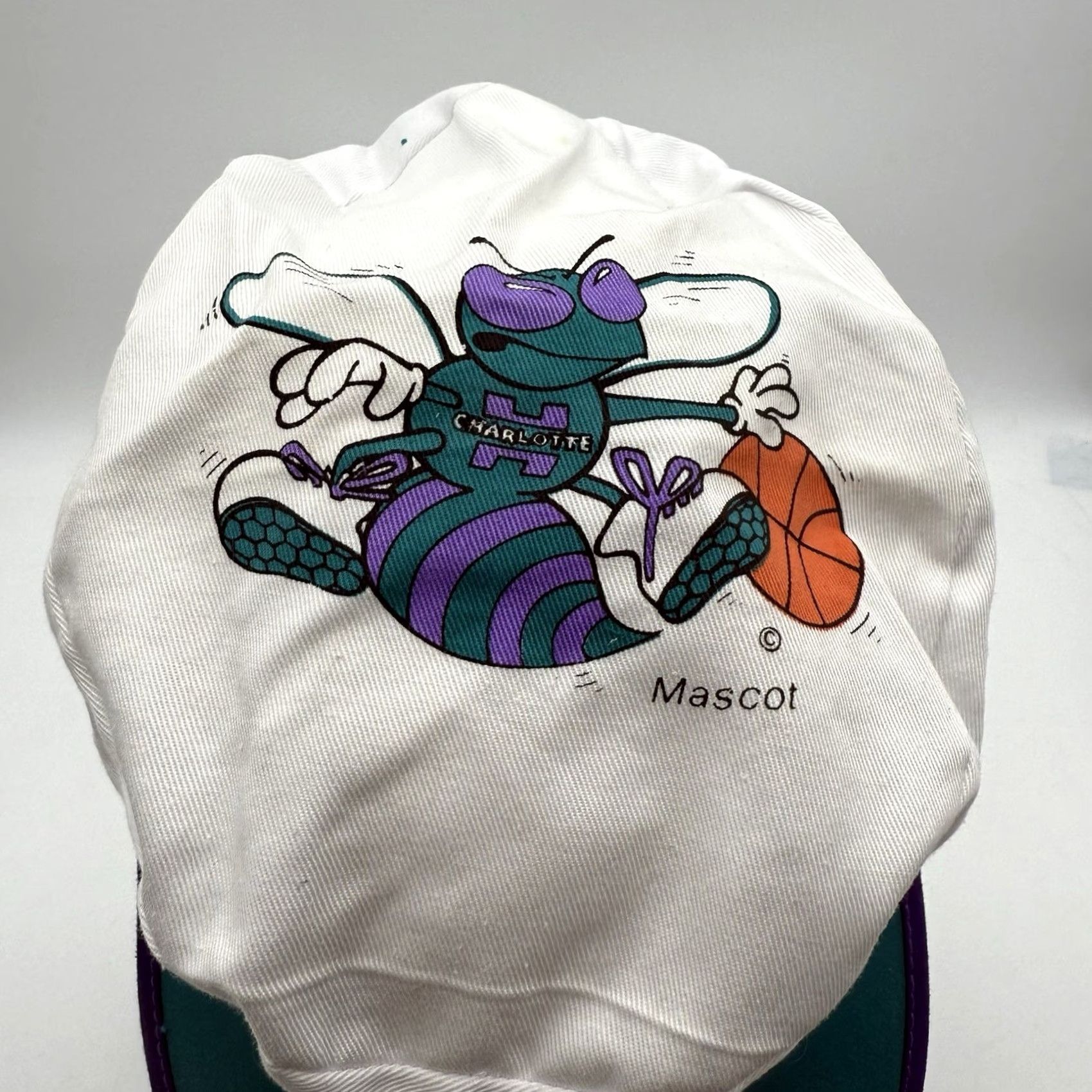 NBA VINTAGE Charlotte Hornets Hat One Size White Green Mascot Graphics Cap Adjustable 1990s NBA Cotton Mens Women? Size ONE SIZE - 4 Thumbnail