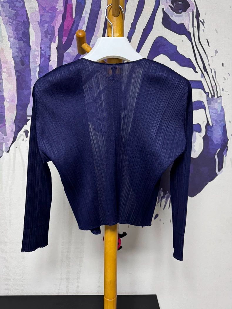 Issey Miyake Issey Miyake size:3 Dark blue pleated cardigan Size S / US 4 / IT 40 - 3 Thumbnail