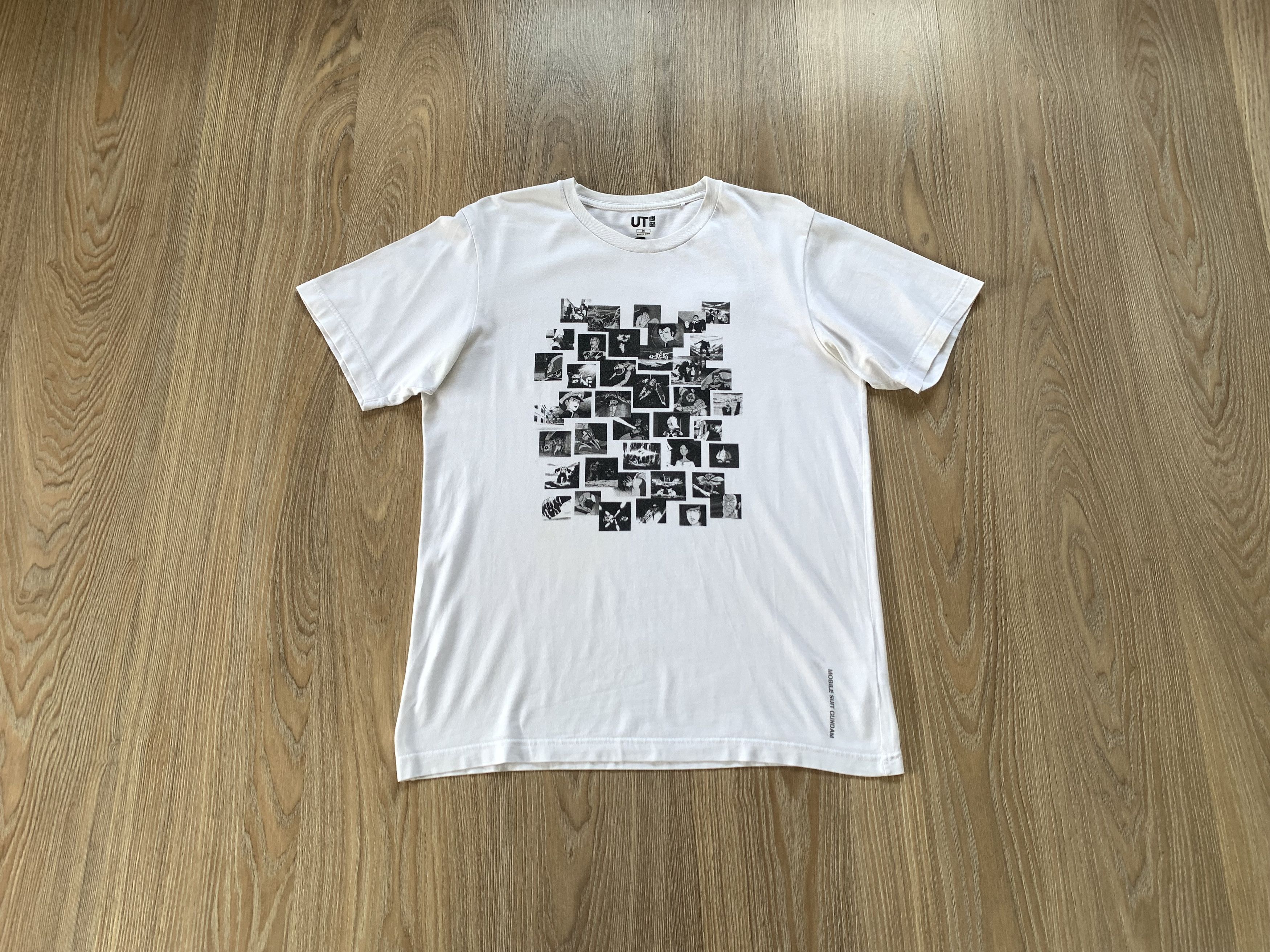 Uniqlo Uniqlo Mobile Suit Gundam White Graphic T-Shirt Size US M / EU 48-50 / 2 - 1 Thumbnail
