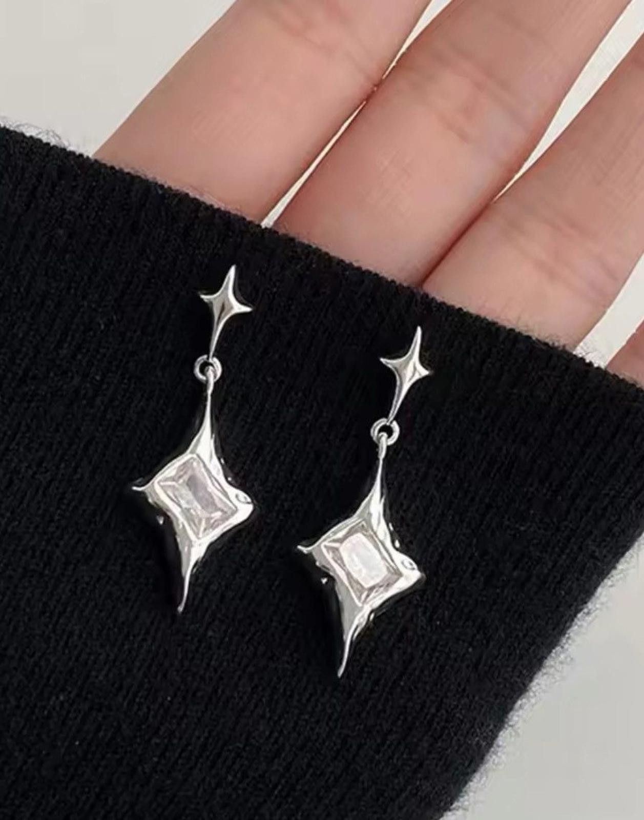 Other Star Stud Earrings for Men Women Size ONE SIZE - 2 Thumbnail