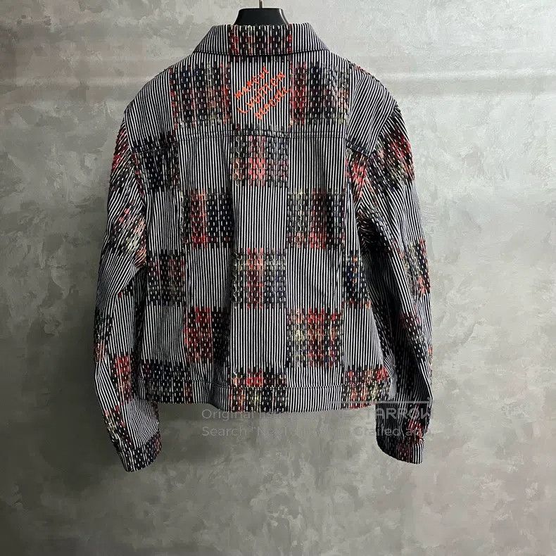 Louis Vuitton Louis Vuitton 24 grey printed single-breasted lapel long-s Size US XXL / EU 58 / 5 - 5 Thumbnail
