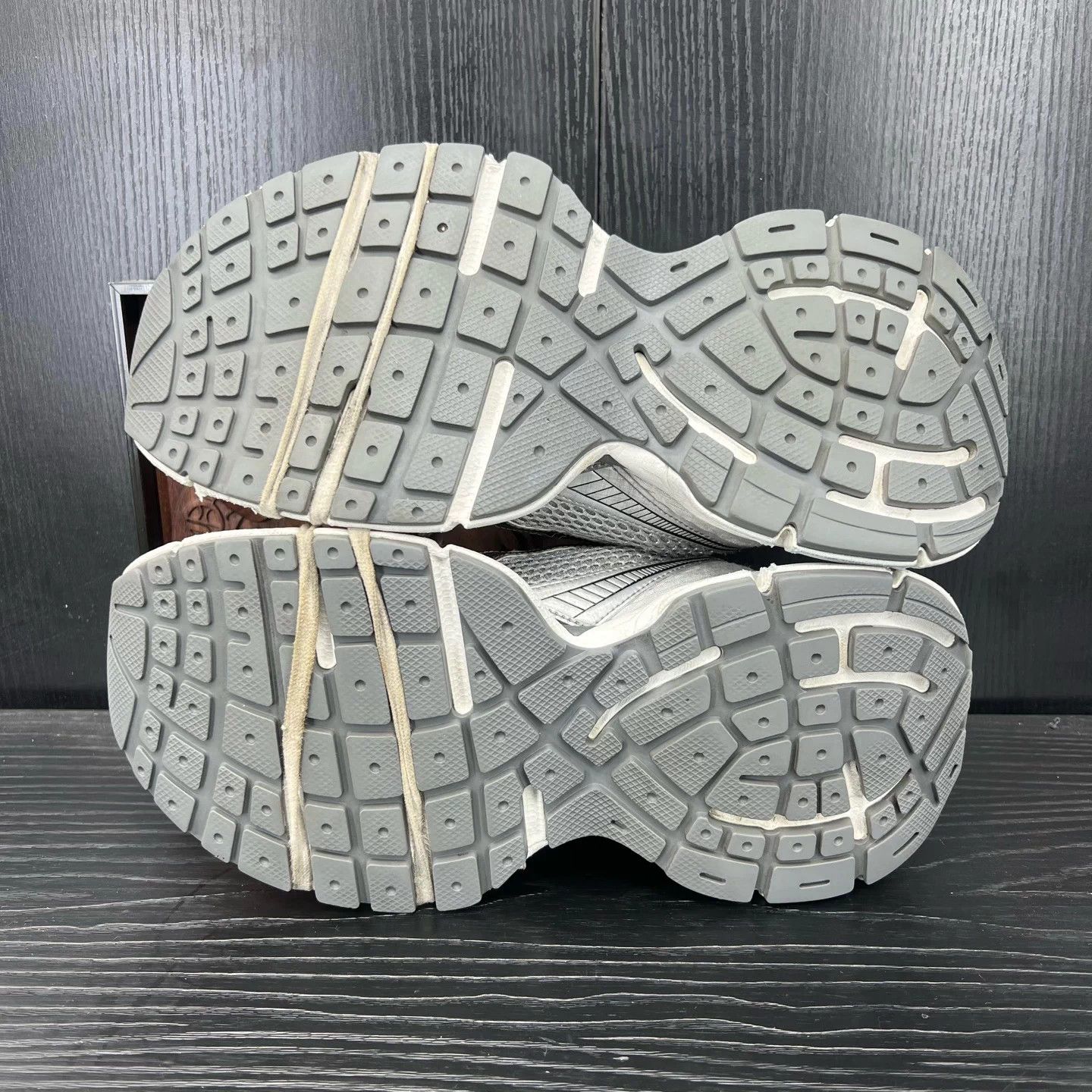 Balenciaga Balenciaga 3XL Gray 41 Near New Size US 8 / EU 41 - 6 Thumbnail