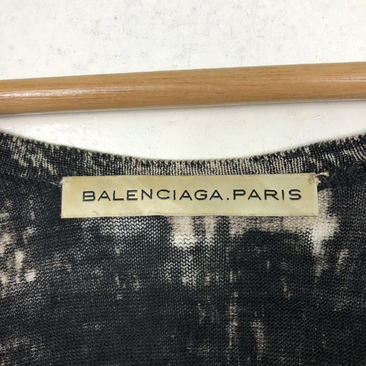 Balenciaga 🔥BALENCIAGA PARIS LONG SLEEVE Size US M / EU 48-50 / 2 - 15 Thumbnail