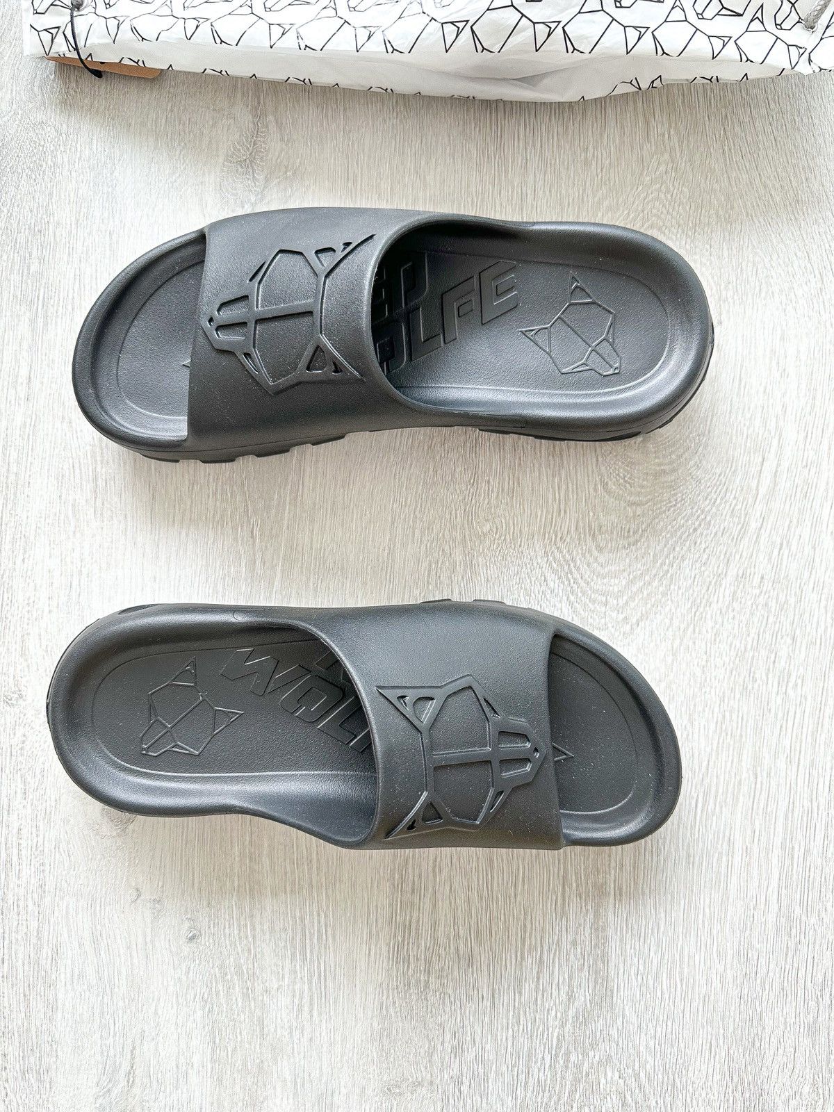 NAKED WOLFE NAKED WOLFE Black Tommy Wold Embossed Sandals Slides Size US 8 / EU 41 - 2 Thumbnail