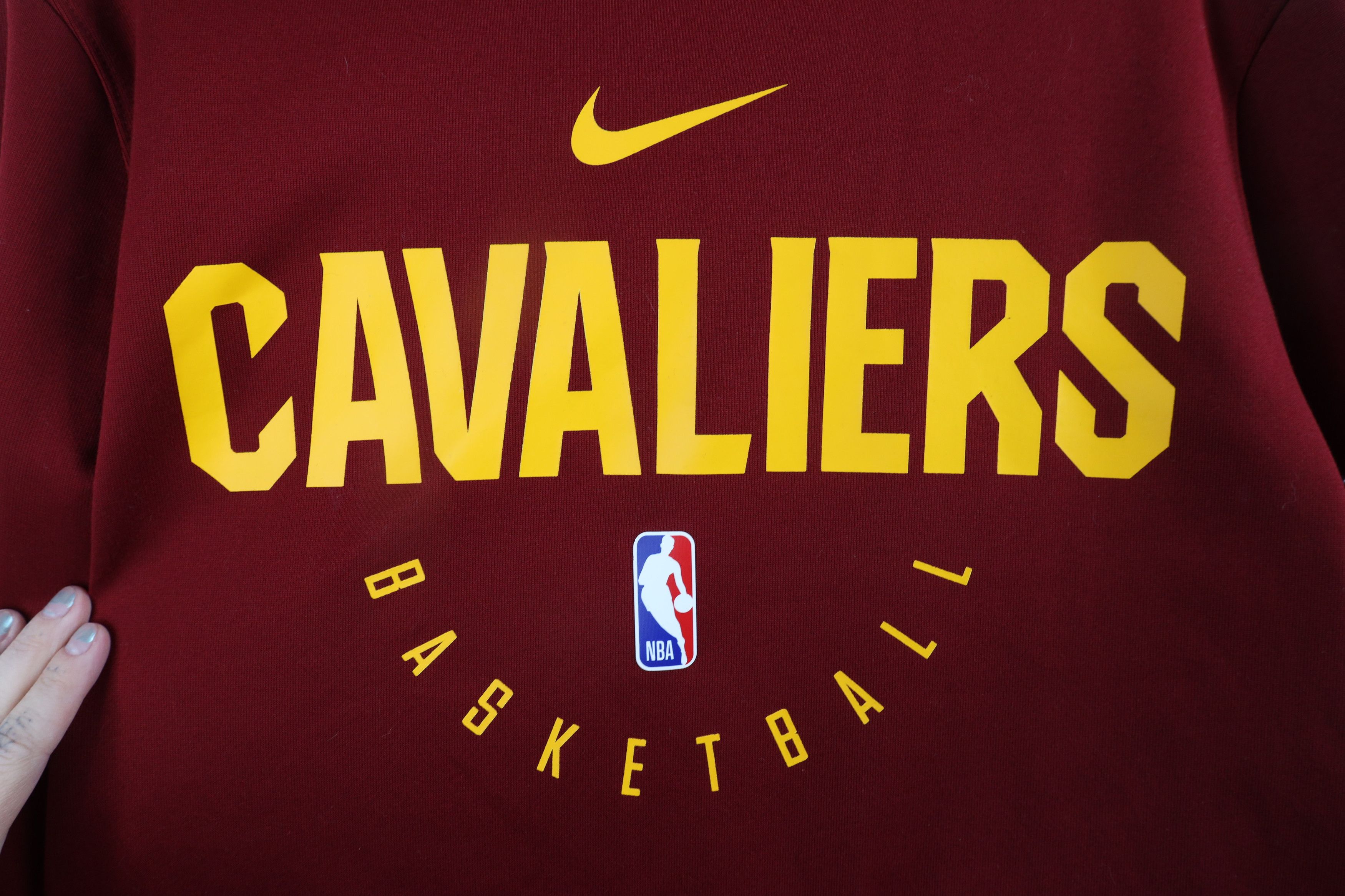 Nike × Vintage Nike Cleveland Cavaliers Basketball Hoodie Sweatshirt Red Size US M / EU 48-50 / 2 - 4 Thumbnail