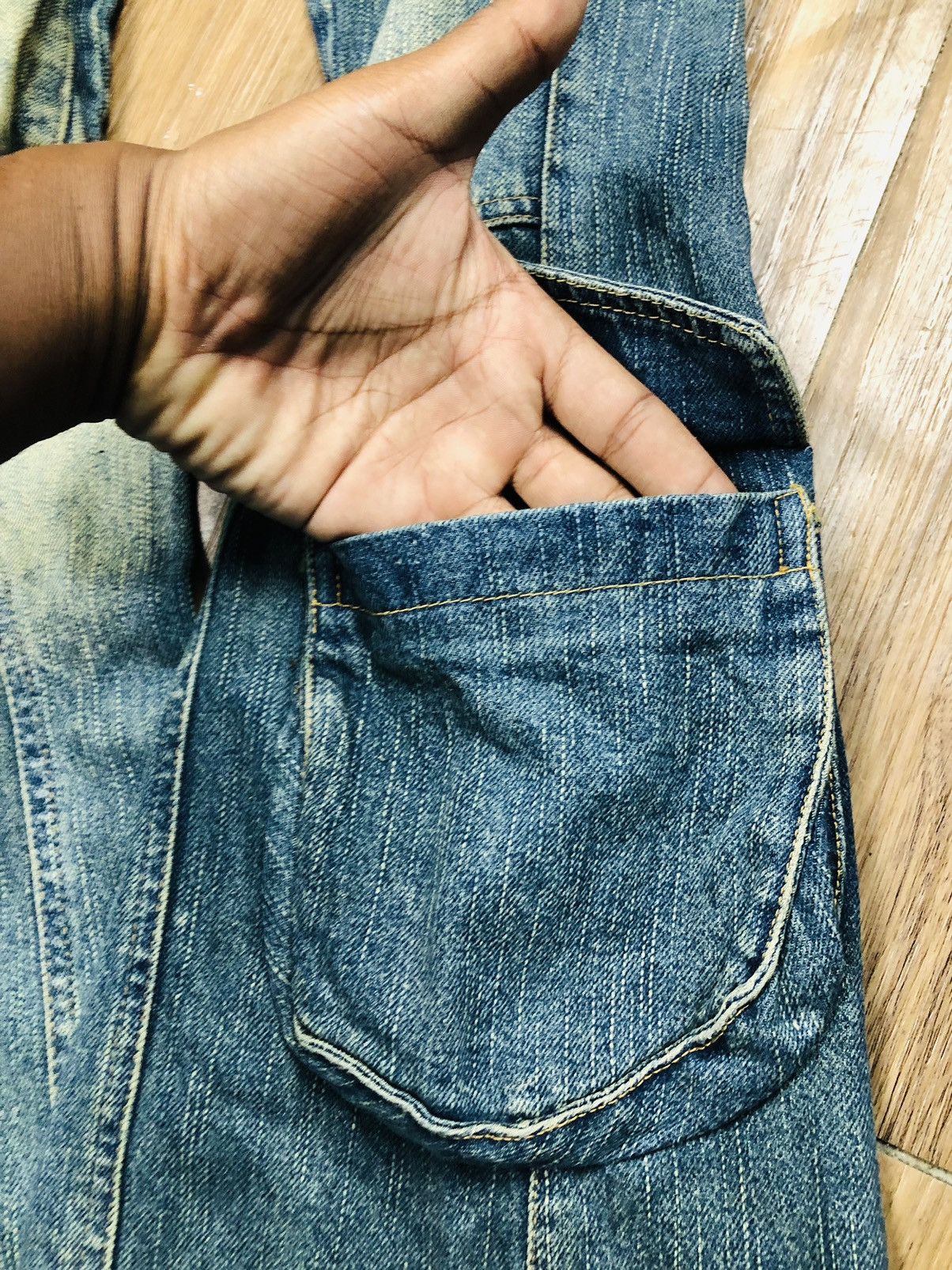 Japanese Brand Lav Y2k Multi-Pocket Cargo Flare Jeans (37) Size US 29 - 11 Thumbnail